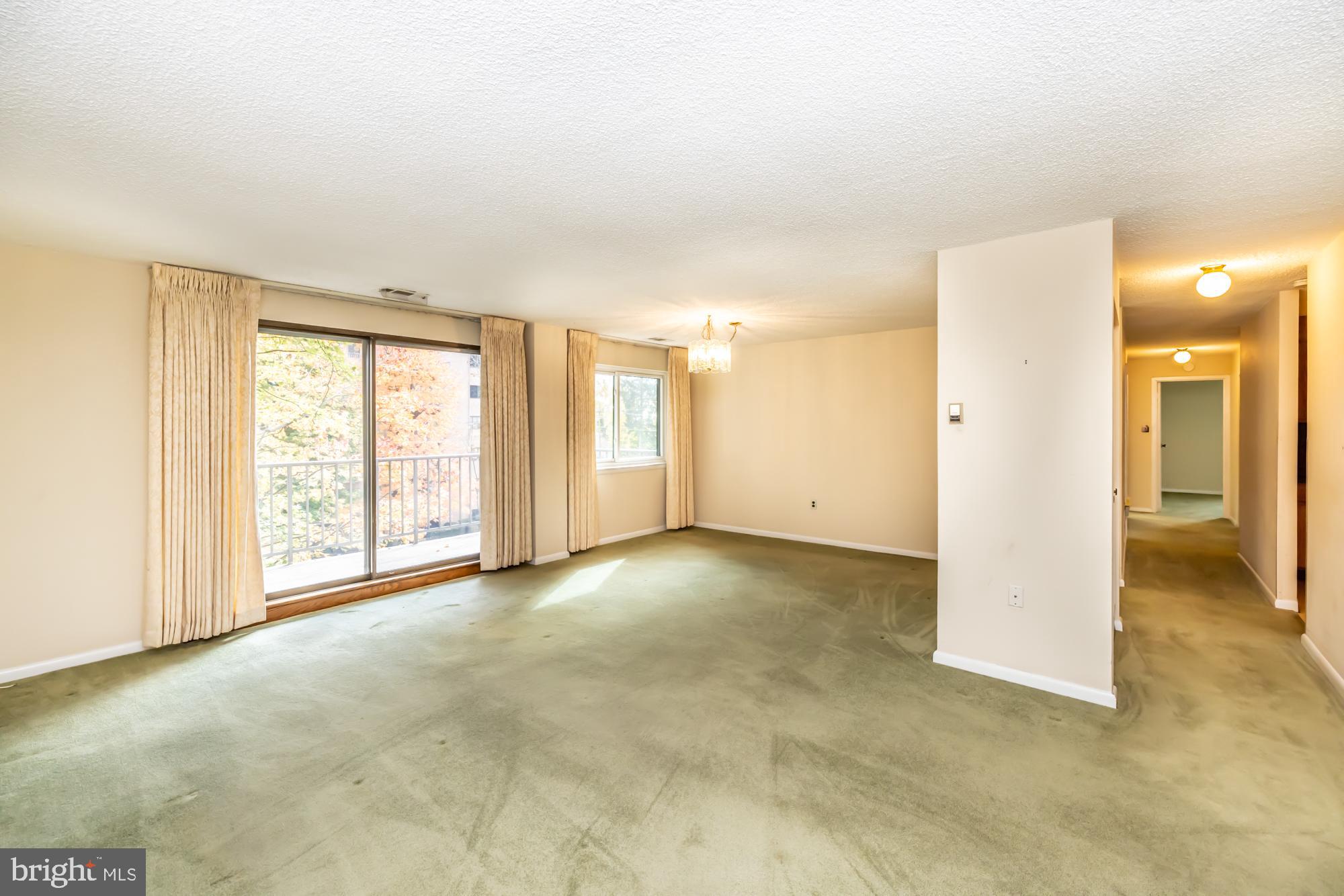 HOLLY HOUSE - Residential