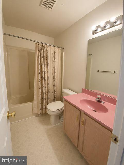 WOODBRIDGE FALLS - Residential