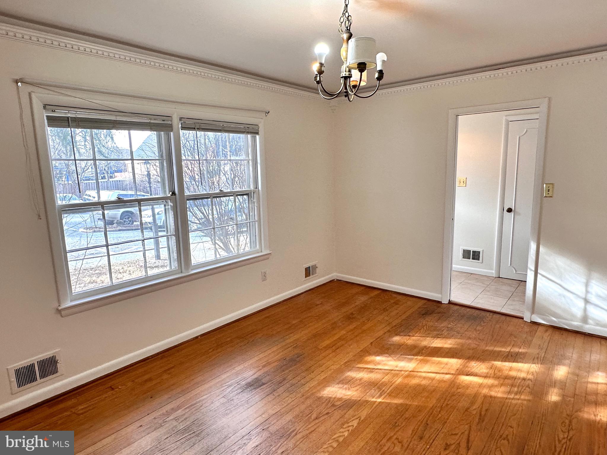 EAST BARCROFT - Residential