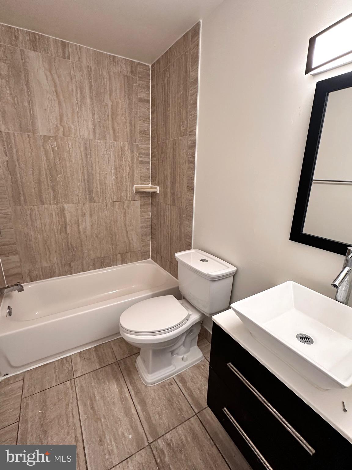 EAST BARCROFT - Residential