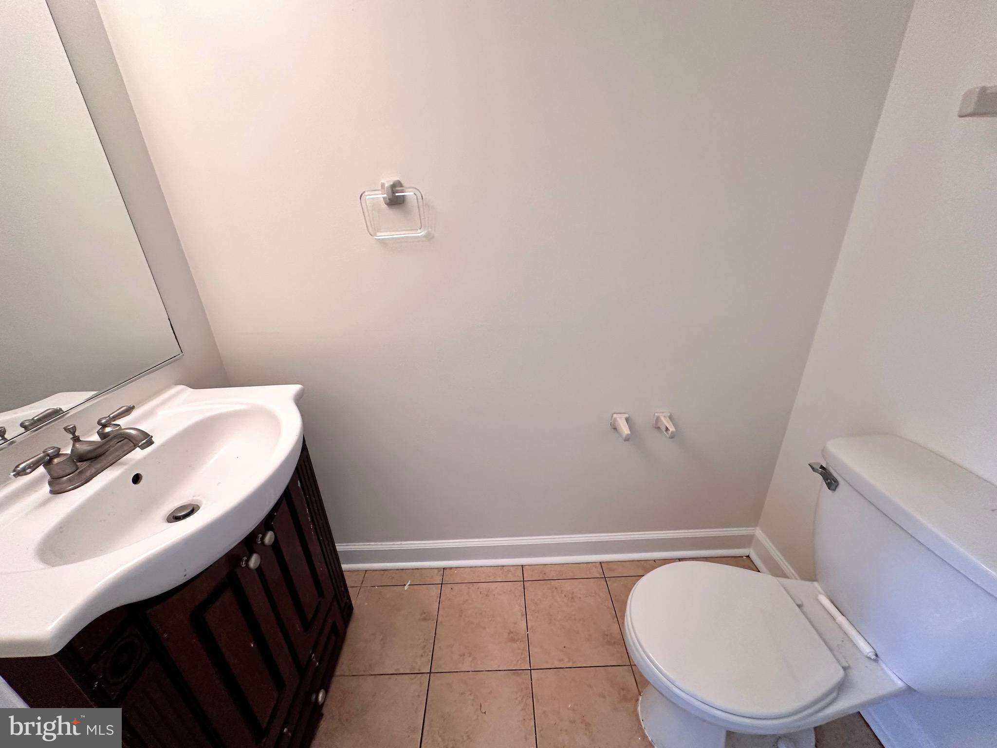 EAST BARCROFT - Residential