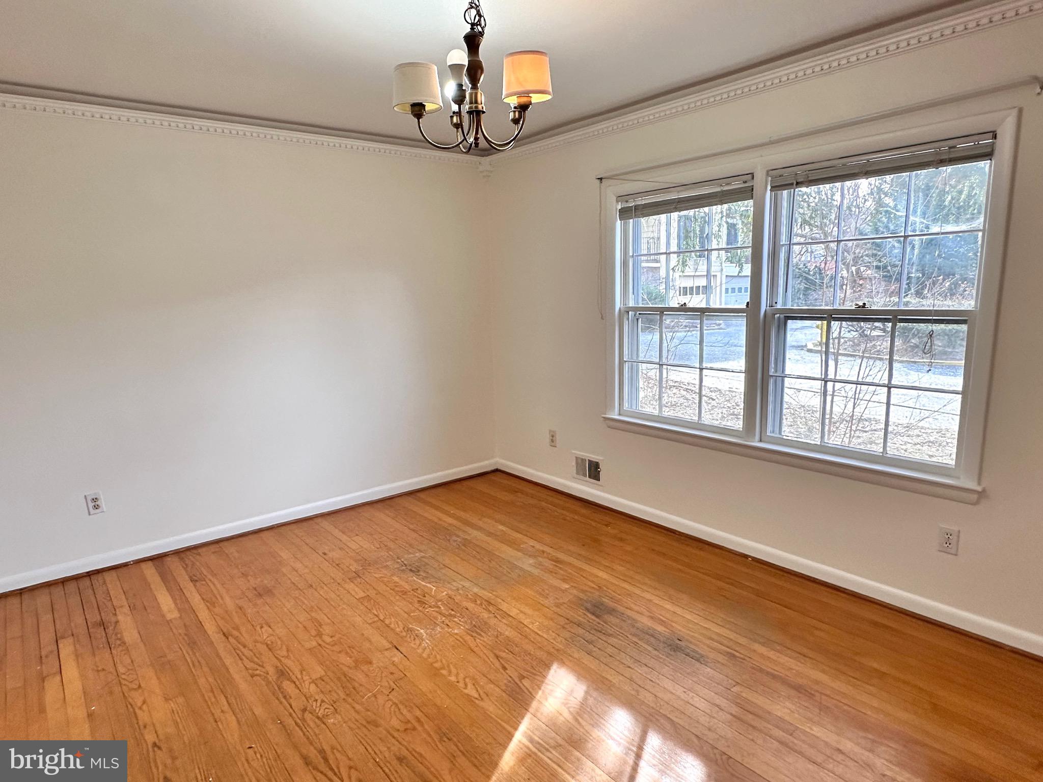 EAST BARCROFT - Residential