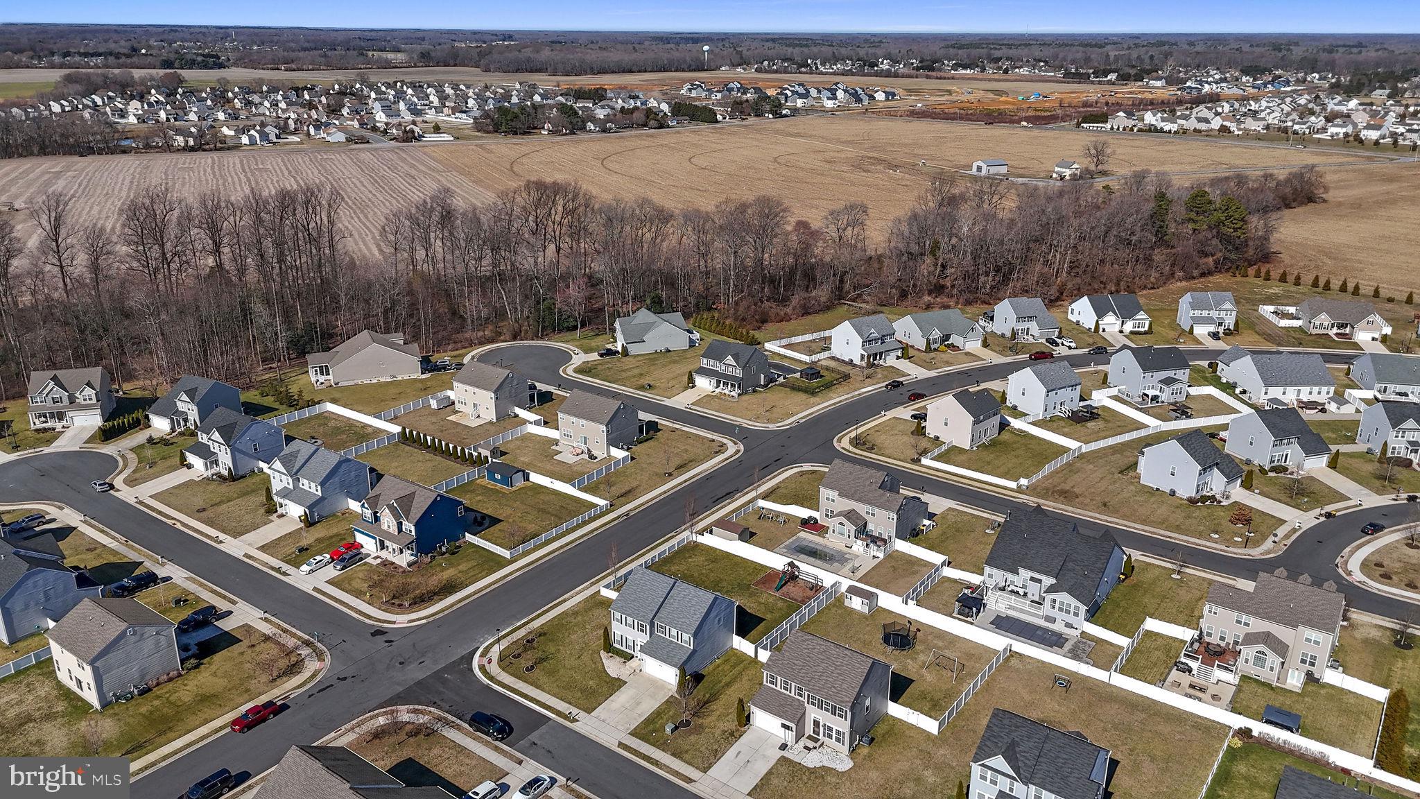 OLDE FIELD VILLAGE - Residential