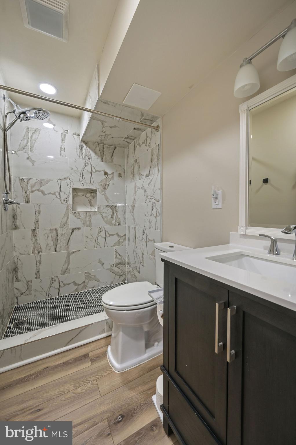 OLDE FIELD VILLAGE - Residential