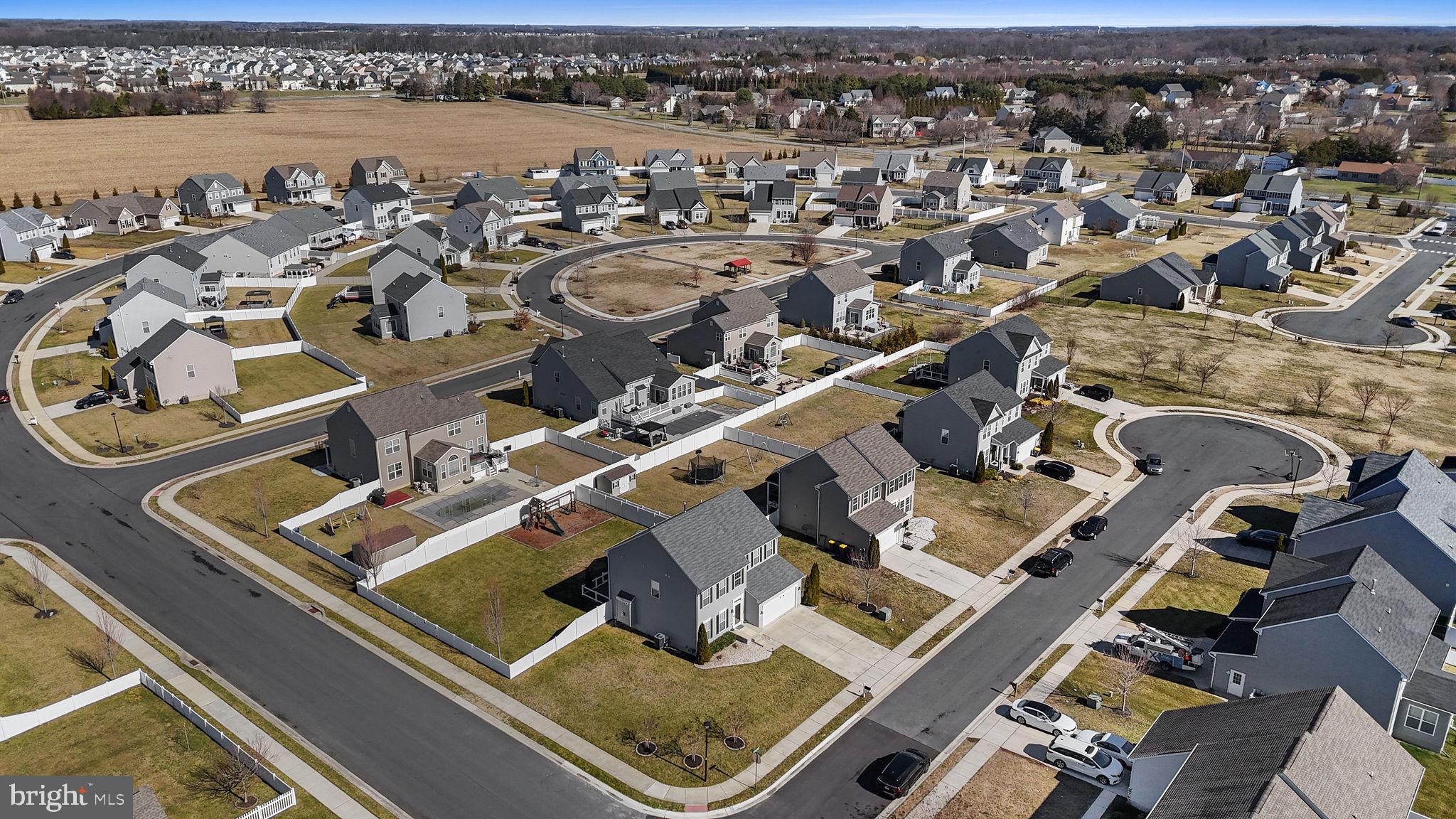 OLDE FIELD VILLAGE - Residential