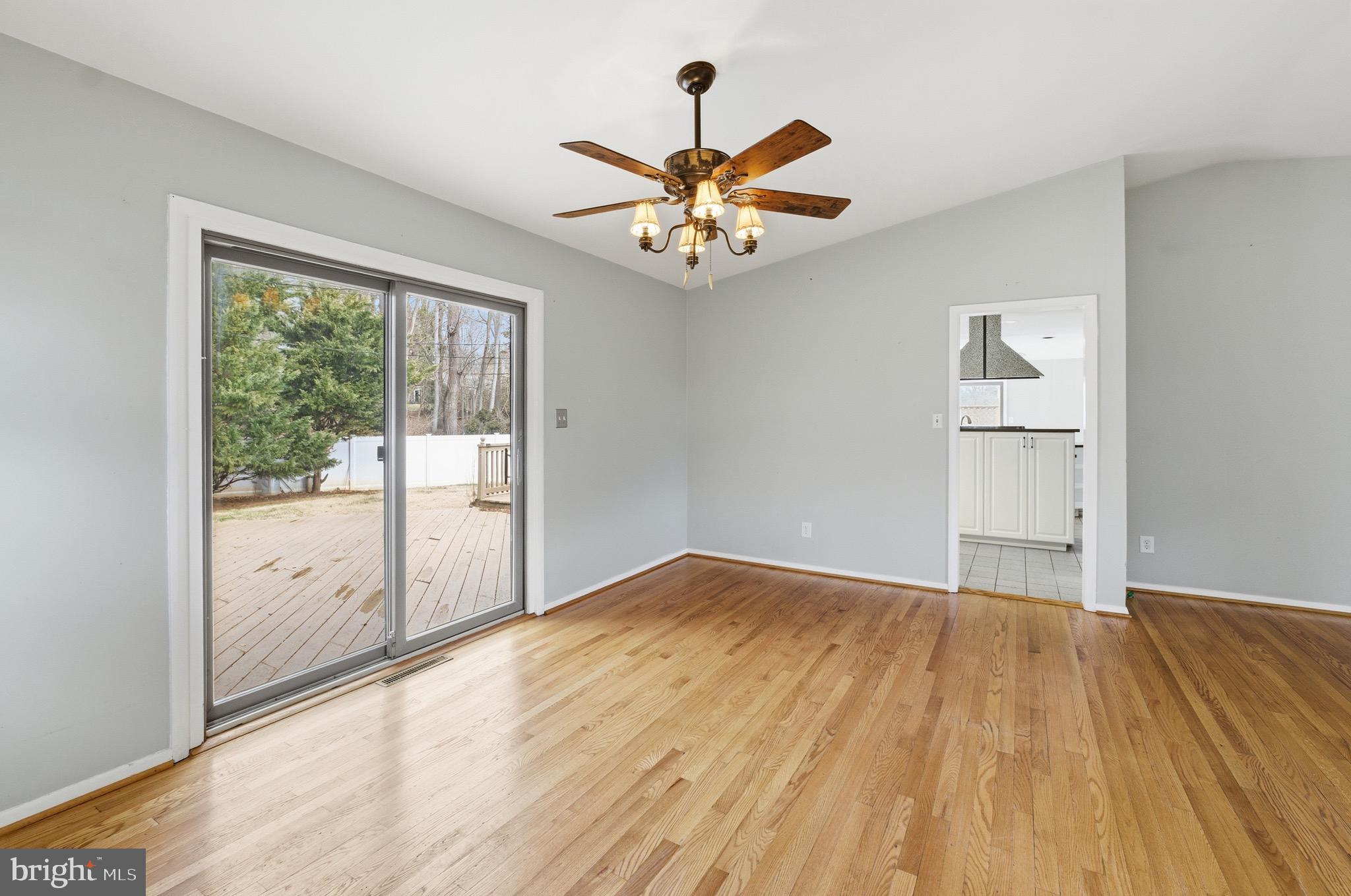 PIKESVILLE - Residential