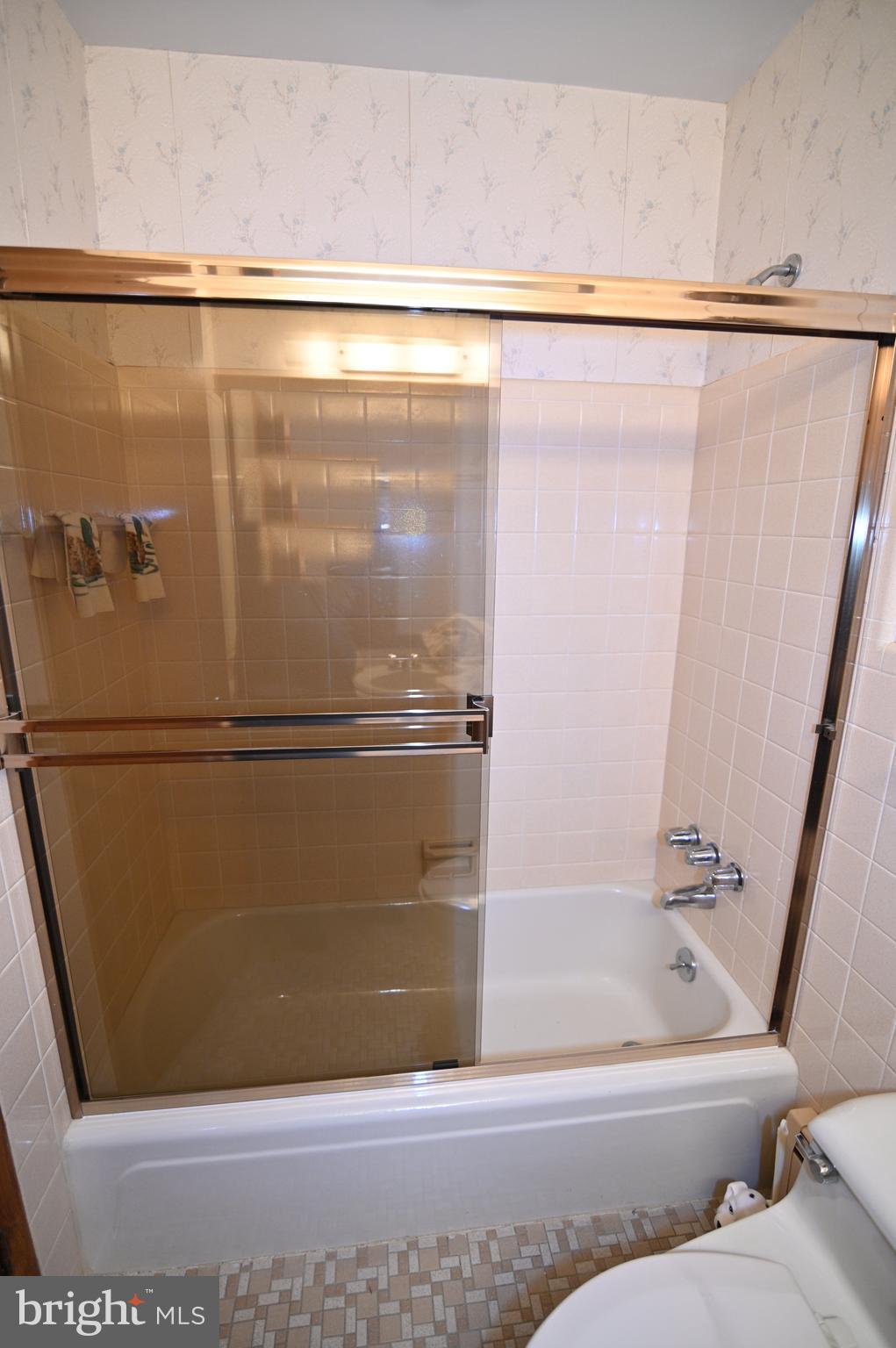 BRYANS ROAD - Residential