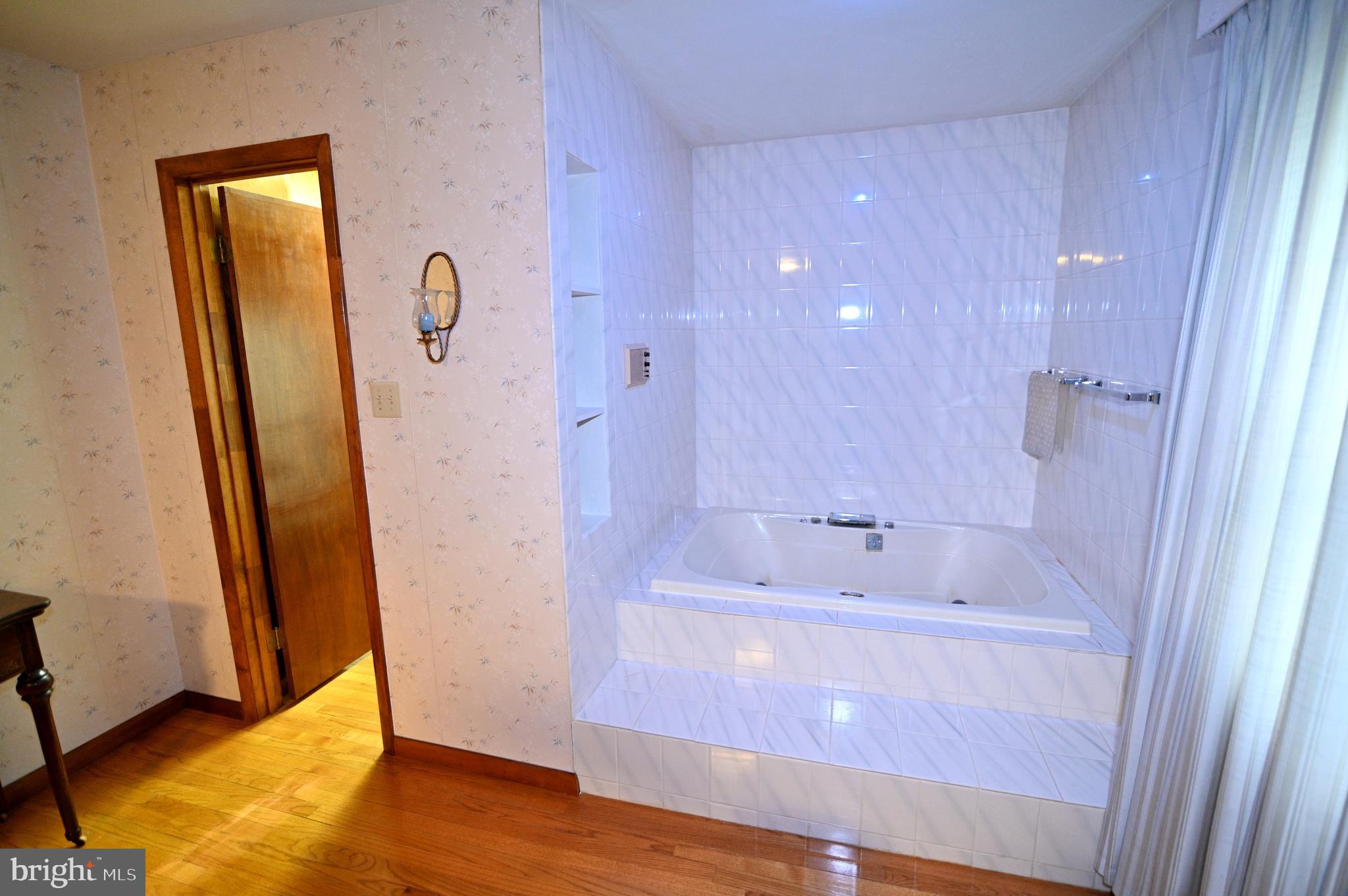 BRYANS ROAD - Residential