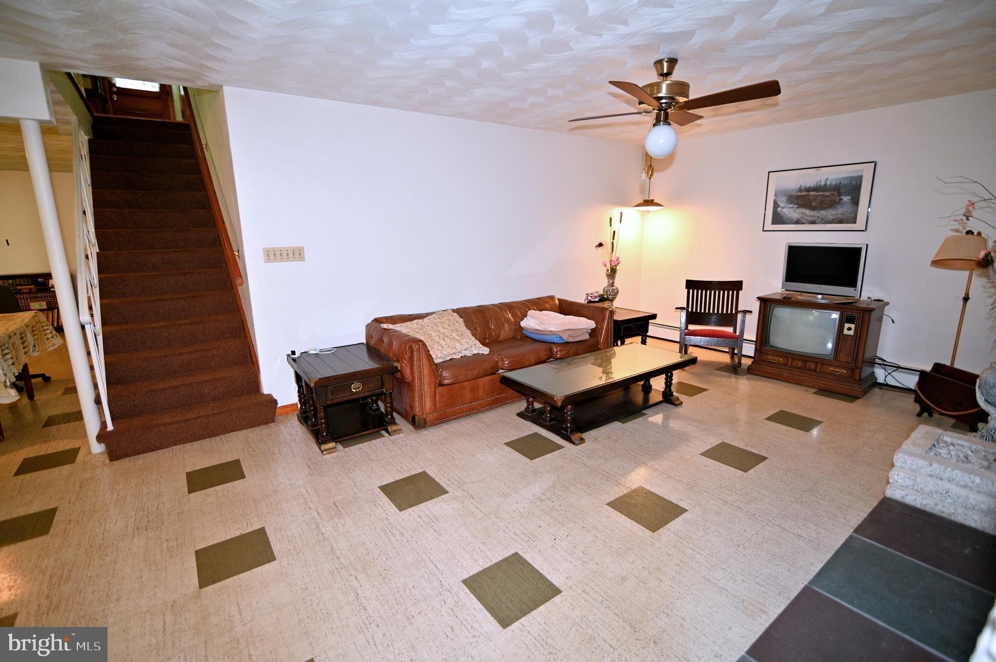 BRYANS ROAD - Residential