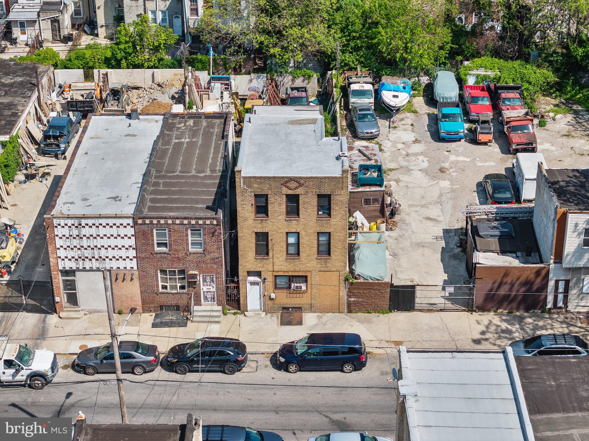 CARROLL PARK - Commercial Sale