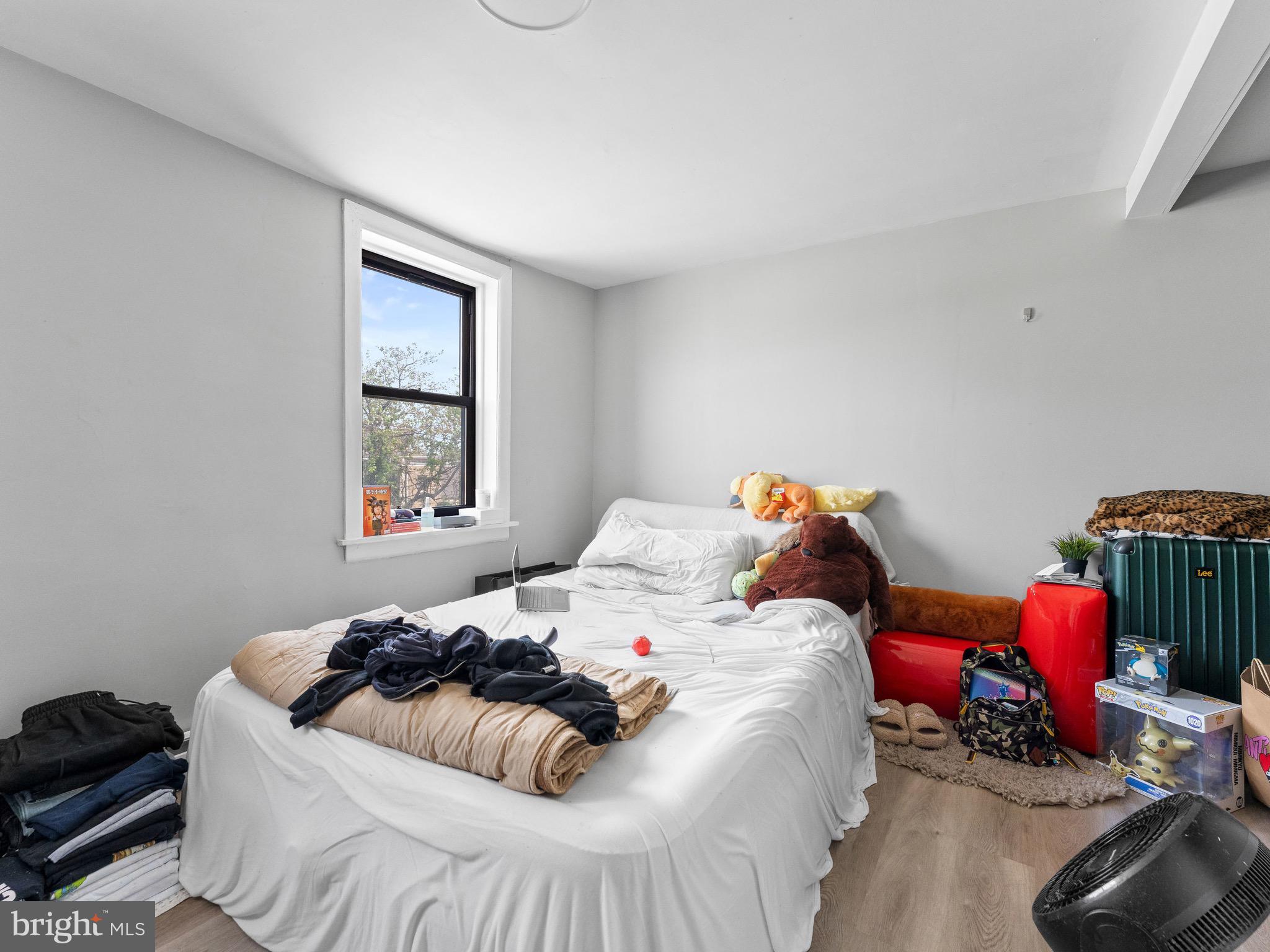 CARROLL PARK - Commercial Sale