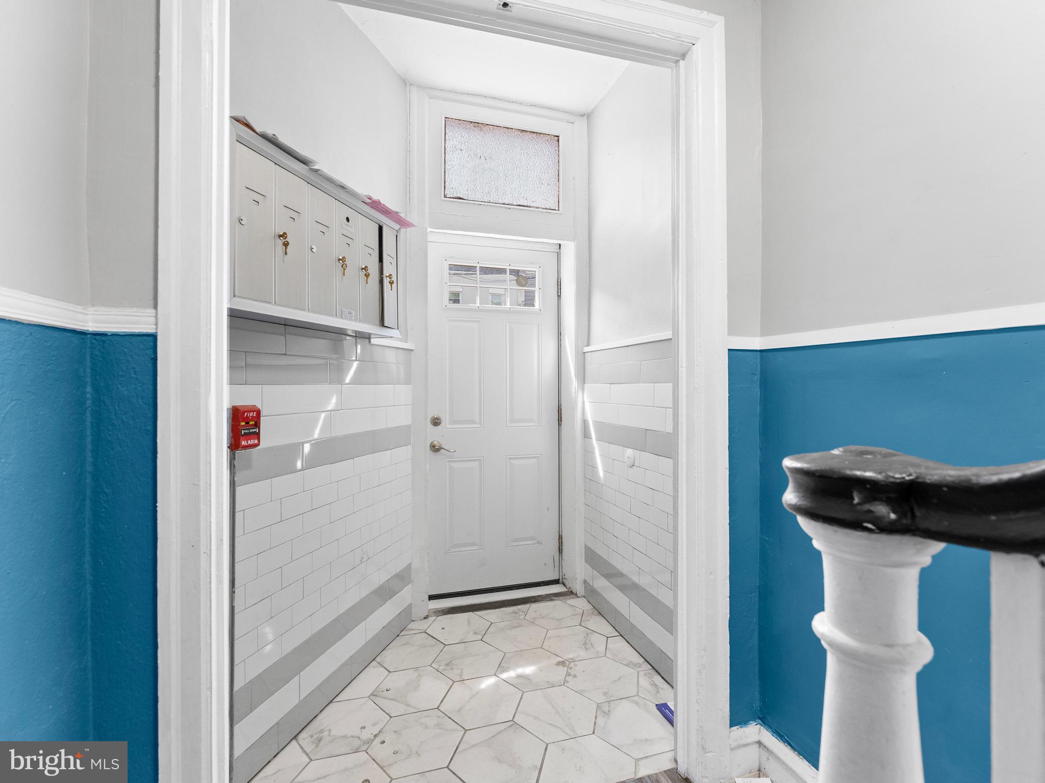 CARROLL PARK - Commercial Sale