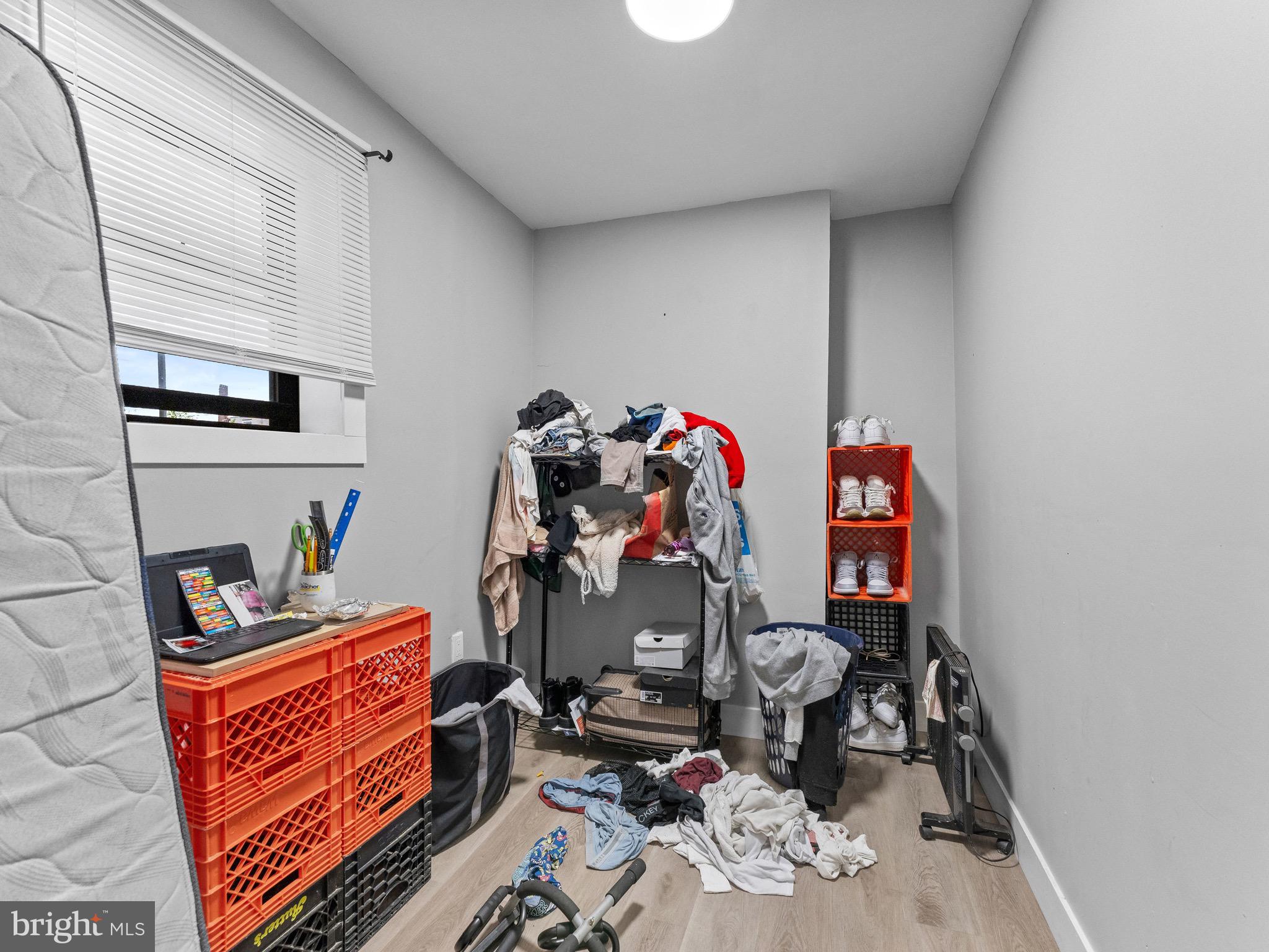 CARROLL PARK - Commercial Sale