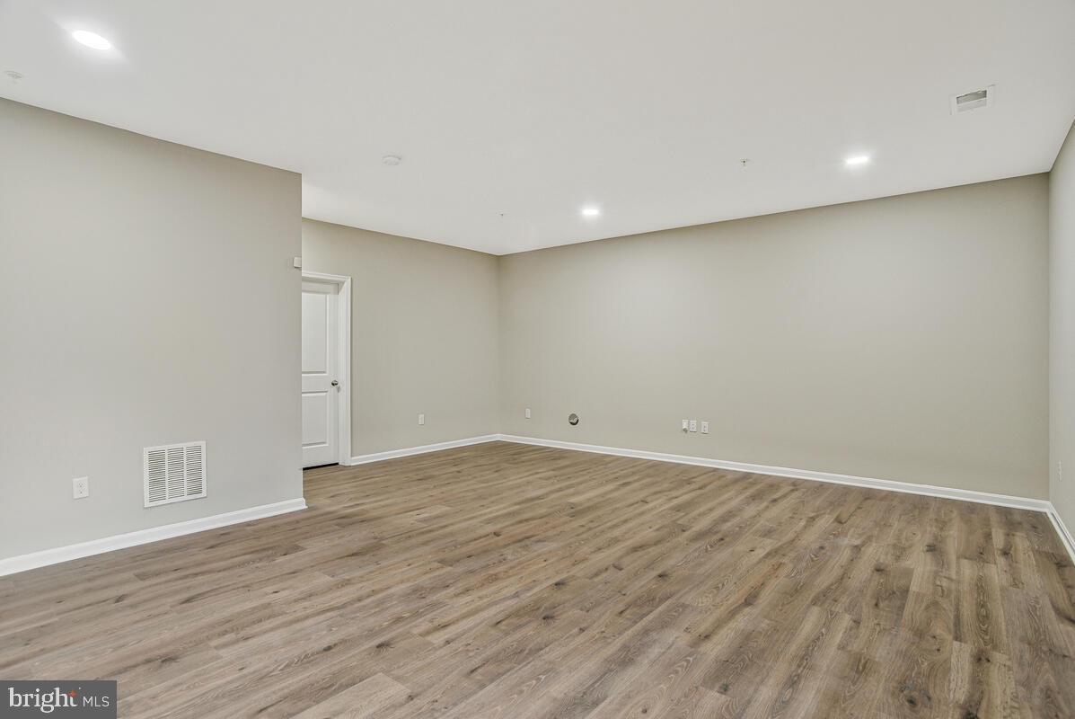 GLENEAGLES AT ST CHARLES - Residential