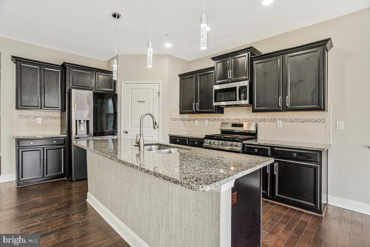 GLENEAGLES AT ST CHARLES - Residential