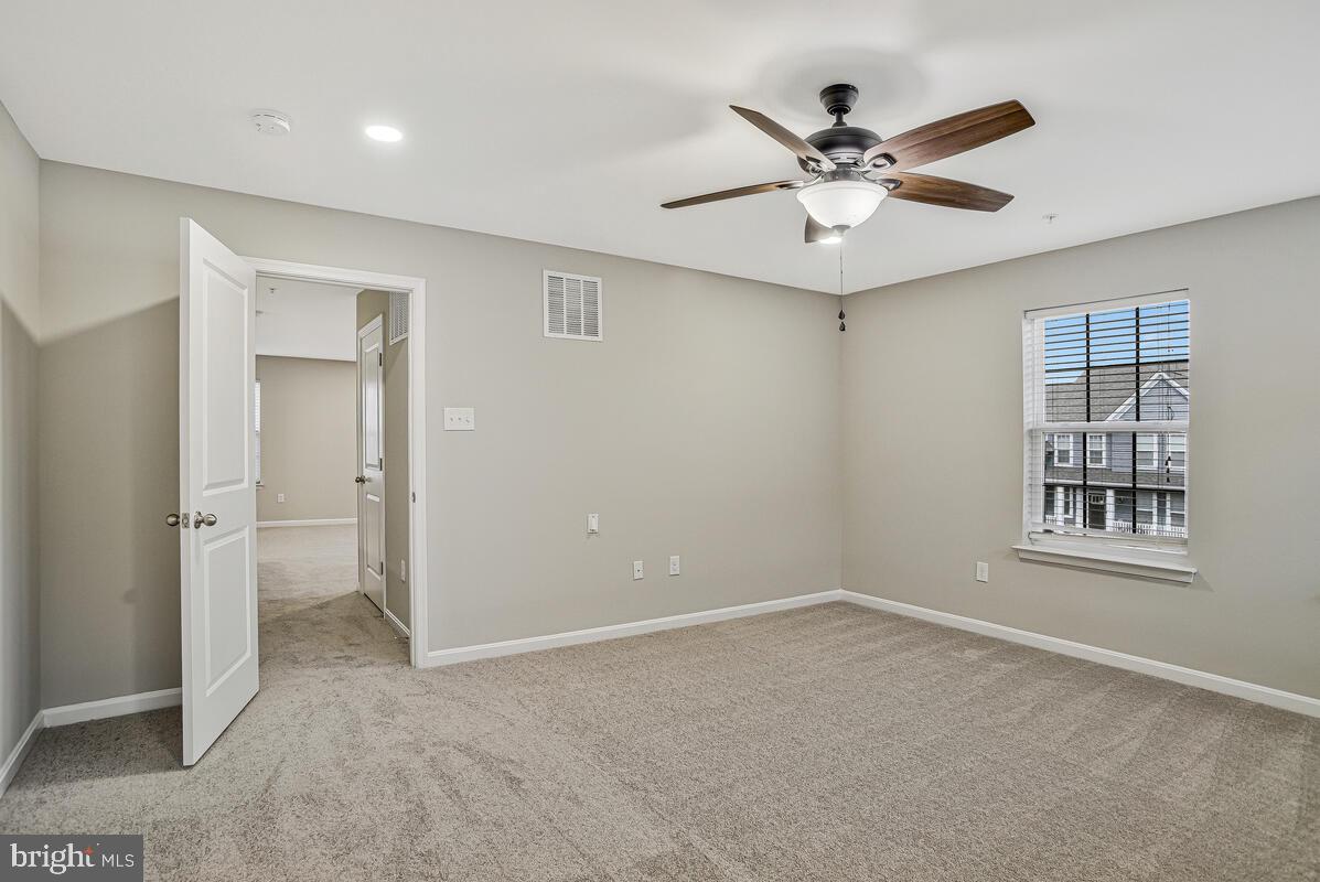 GLENEAGLES AT ST CHARLES - Residential