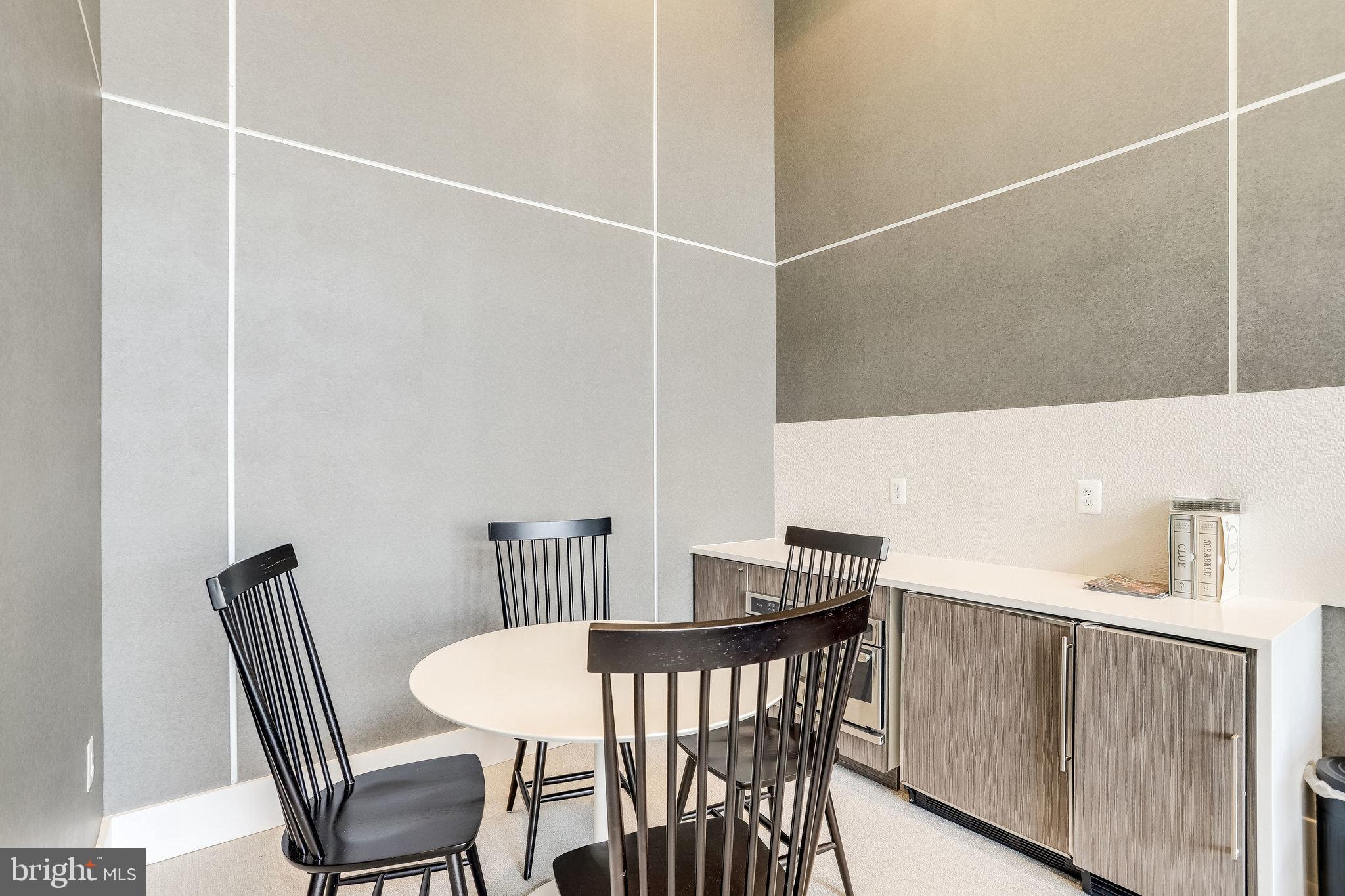 TRAFALGAR FLATS - Residential Lease