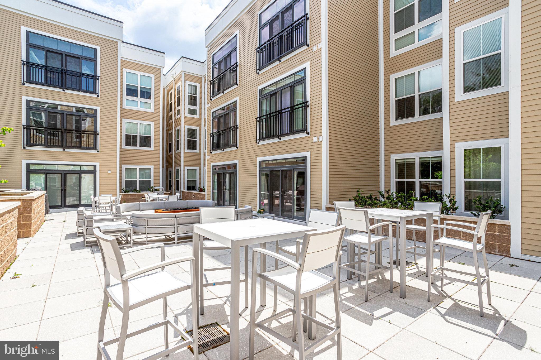 TRAFALGAR FLATS - Residential Lease