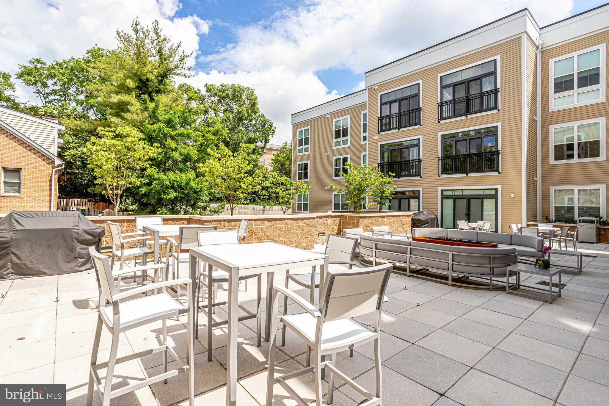 TRAFALGAR FLATS - Residential Lease