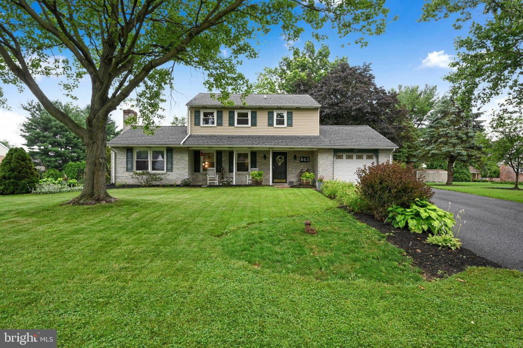Photo of 843 Douglas Drive, LITITZ, PA 17543 (MLS # PALA2092596)