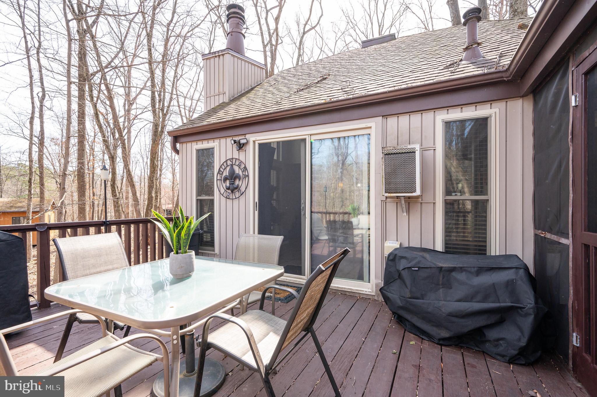 THE WOODS RESORT - Residential