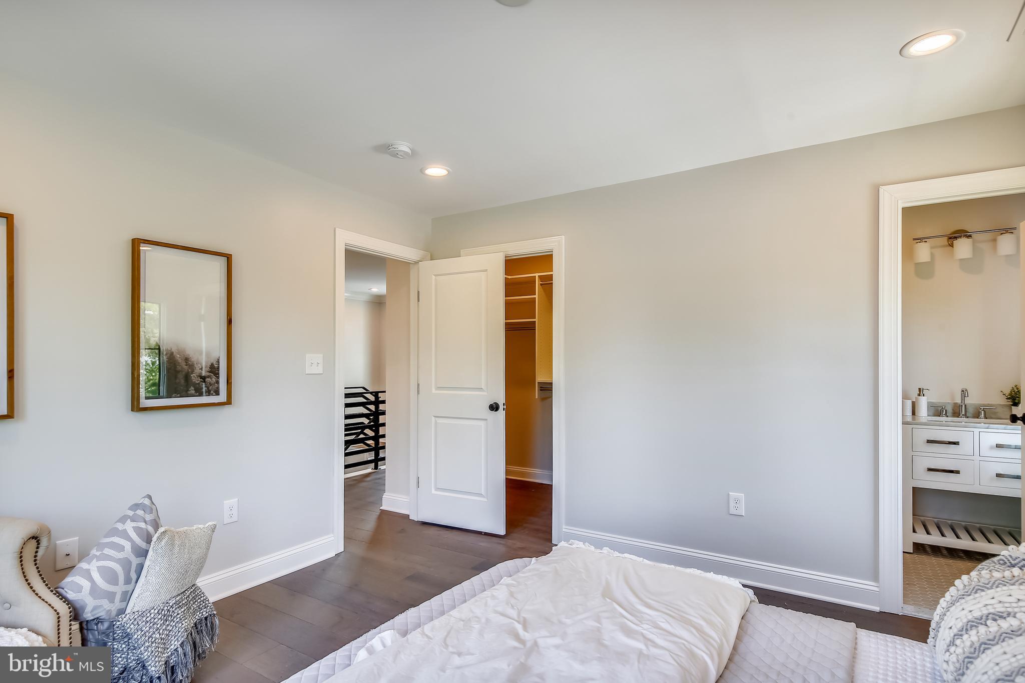 BRADDOCK HEIGHTS - Residential