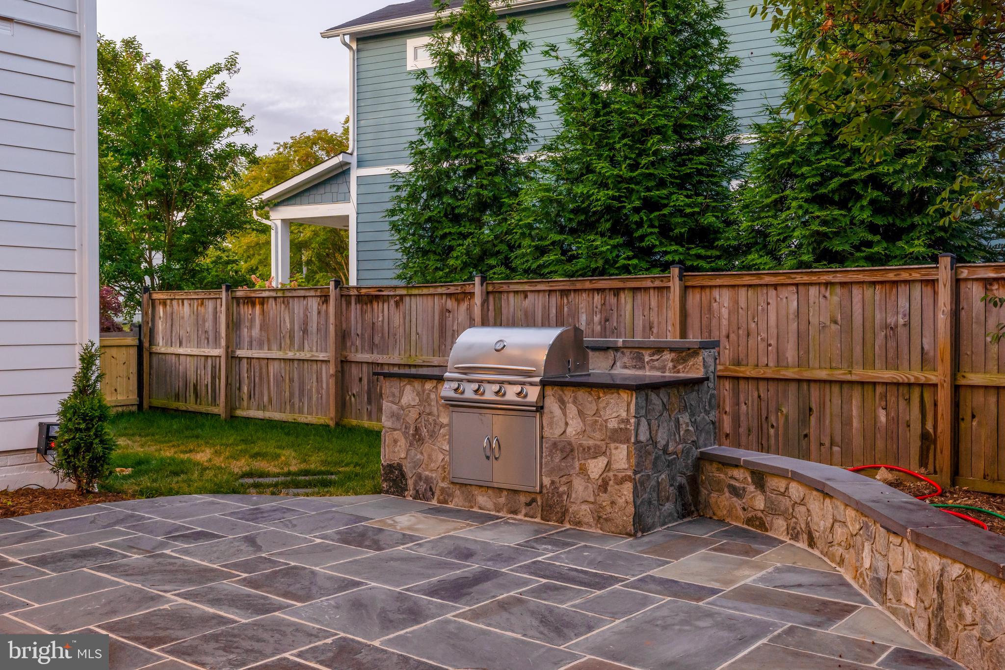 BRADDOCK HEIGHTS - Residential