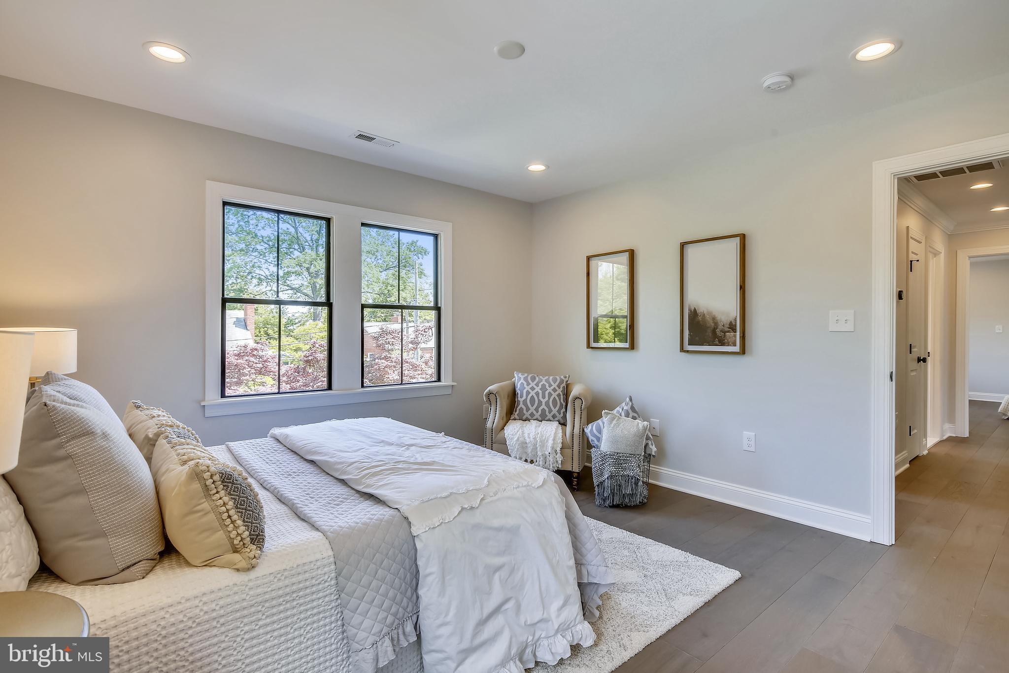 BRADDOCK HEIGHTS - Residential