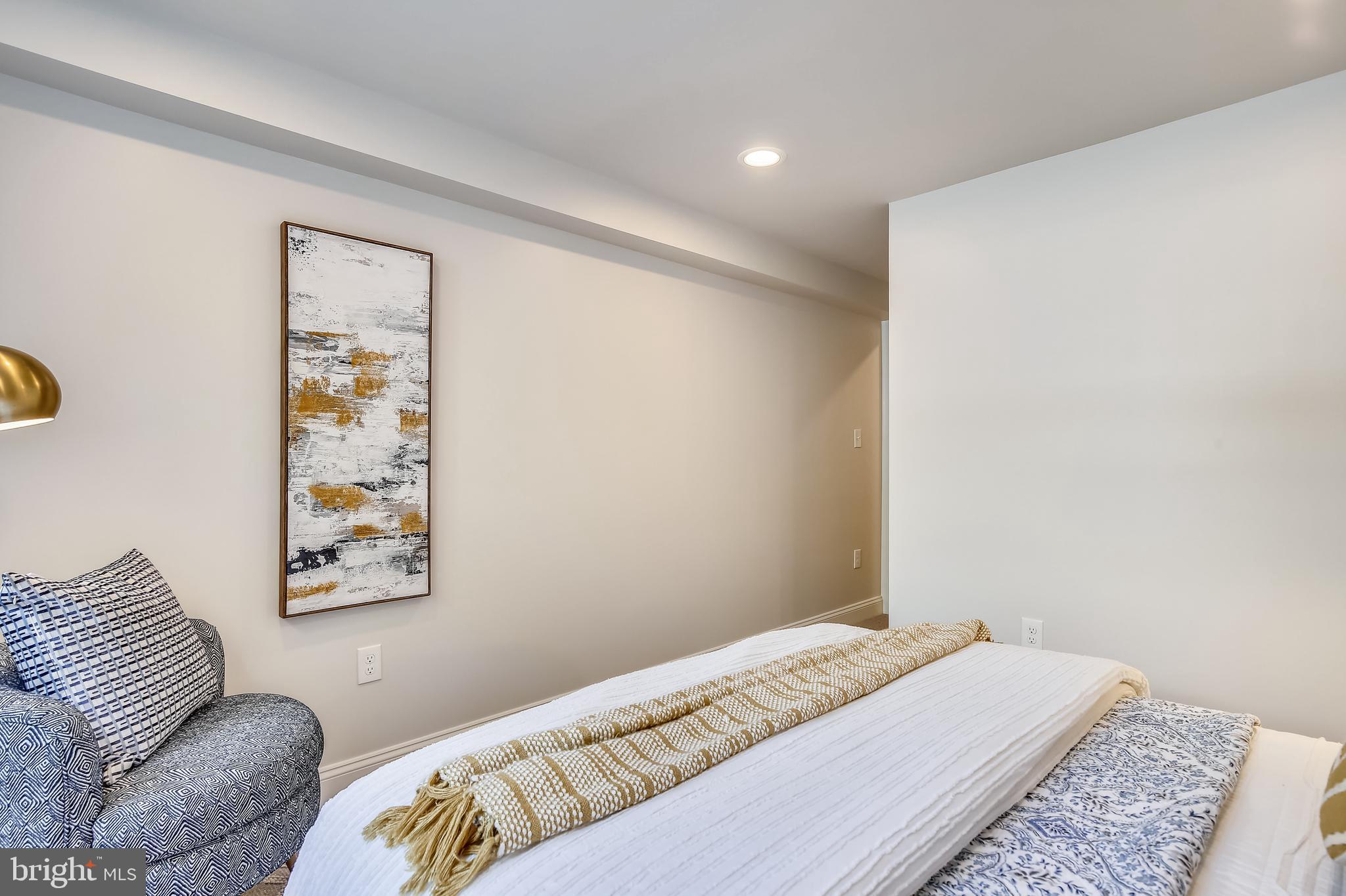 BRADDOCK HEIGHTS - Residential