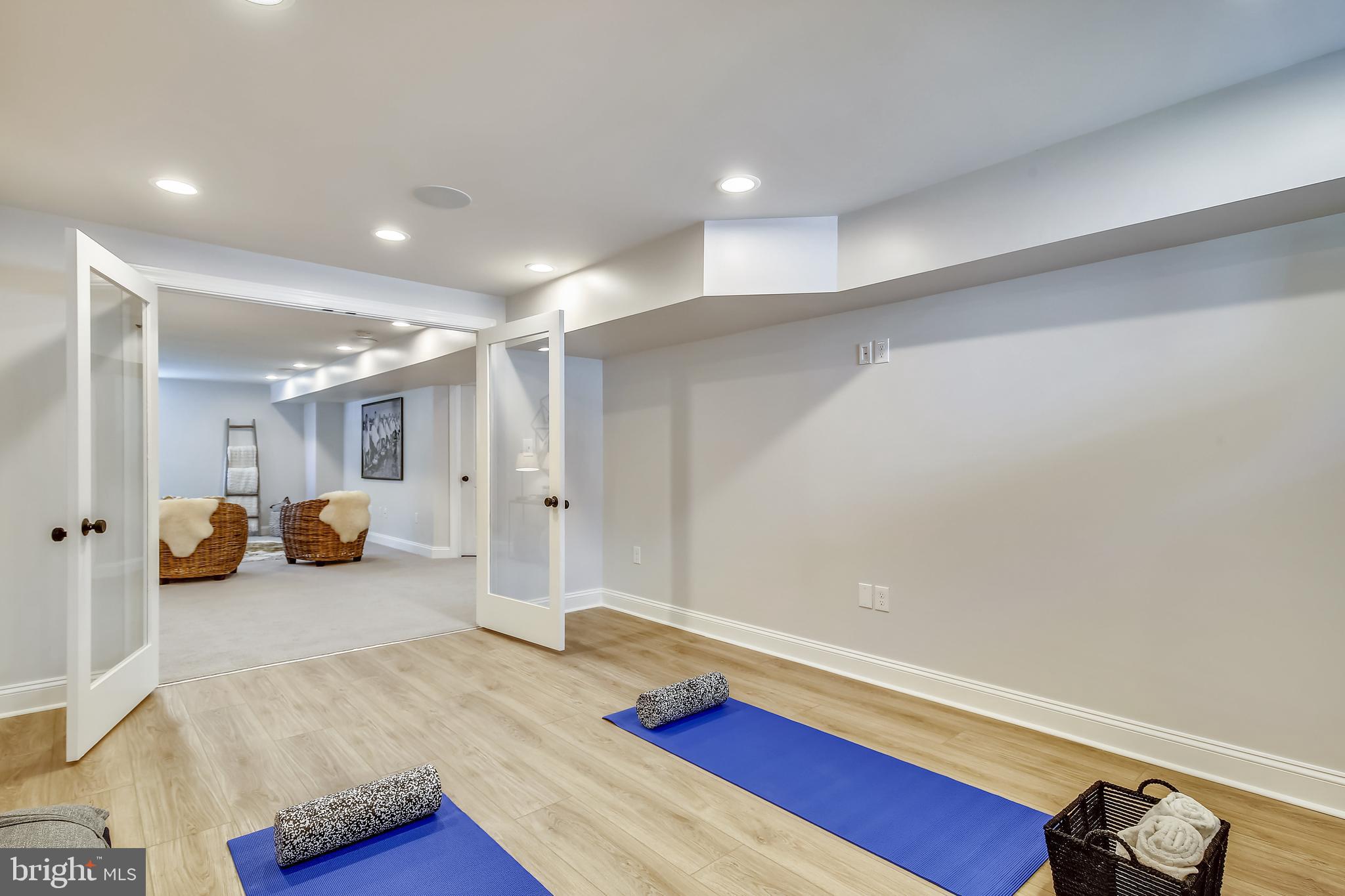 BRADDOCK HEIGHTS - Residential