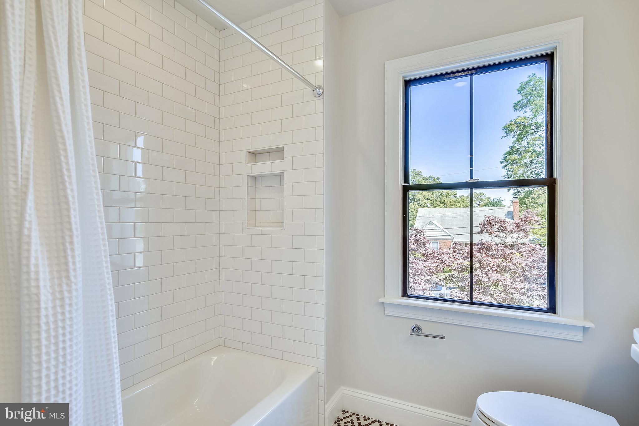 BRADDOCK HEIGHTS - Residential