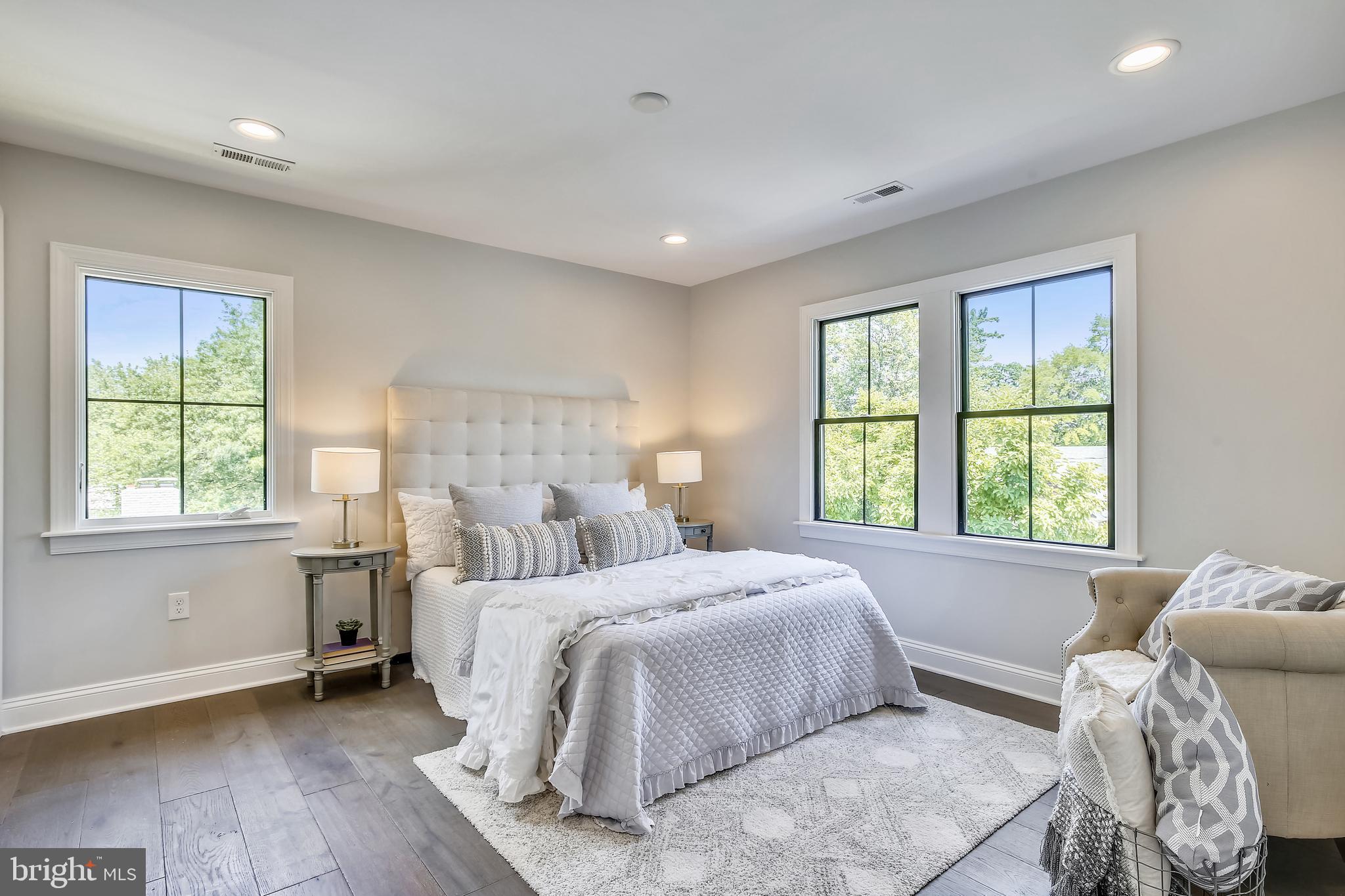 BRADDOCK HEIGHTS - Residential