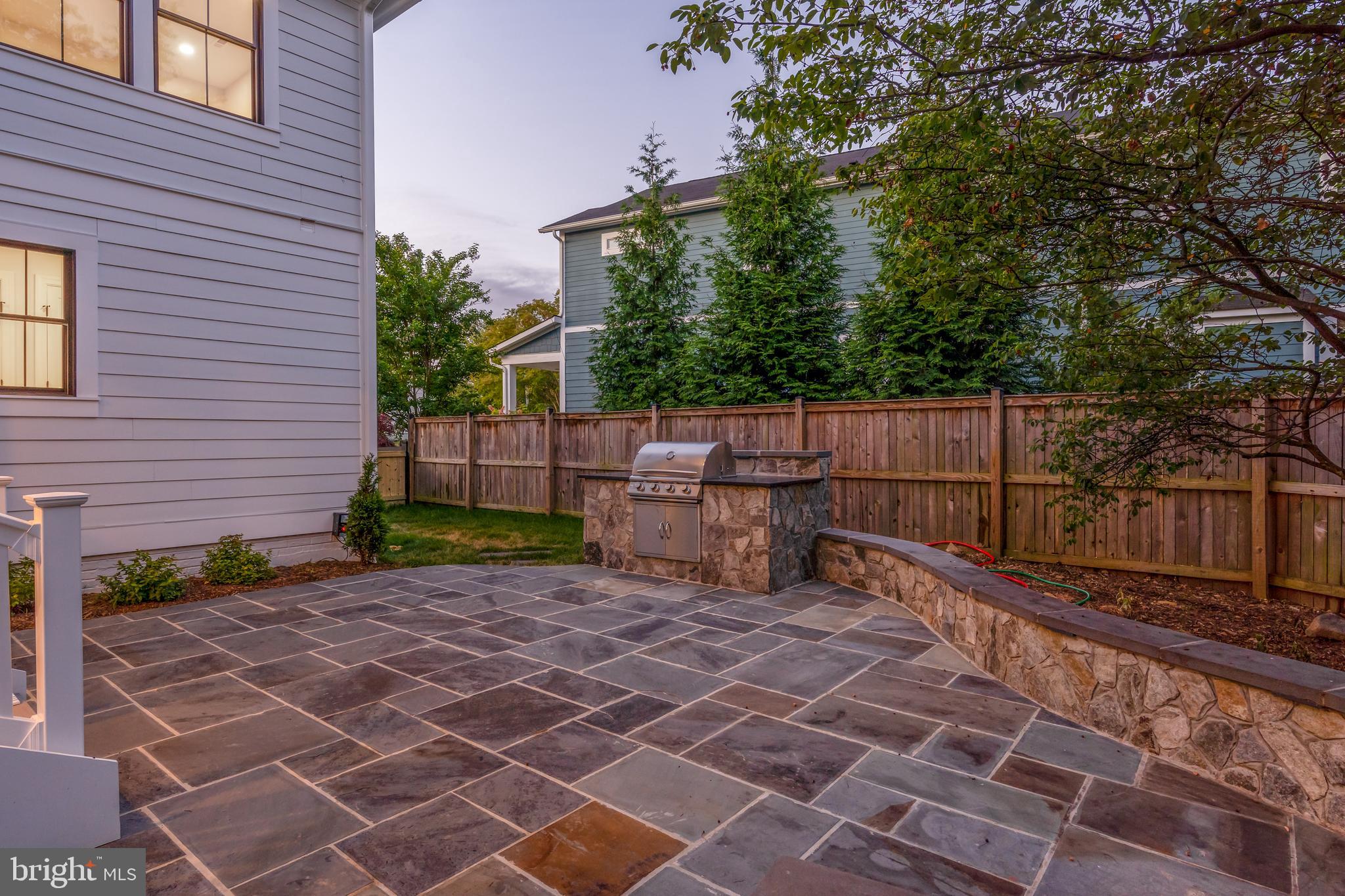 BRADDOCK HEIGHTS - Residential