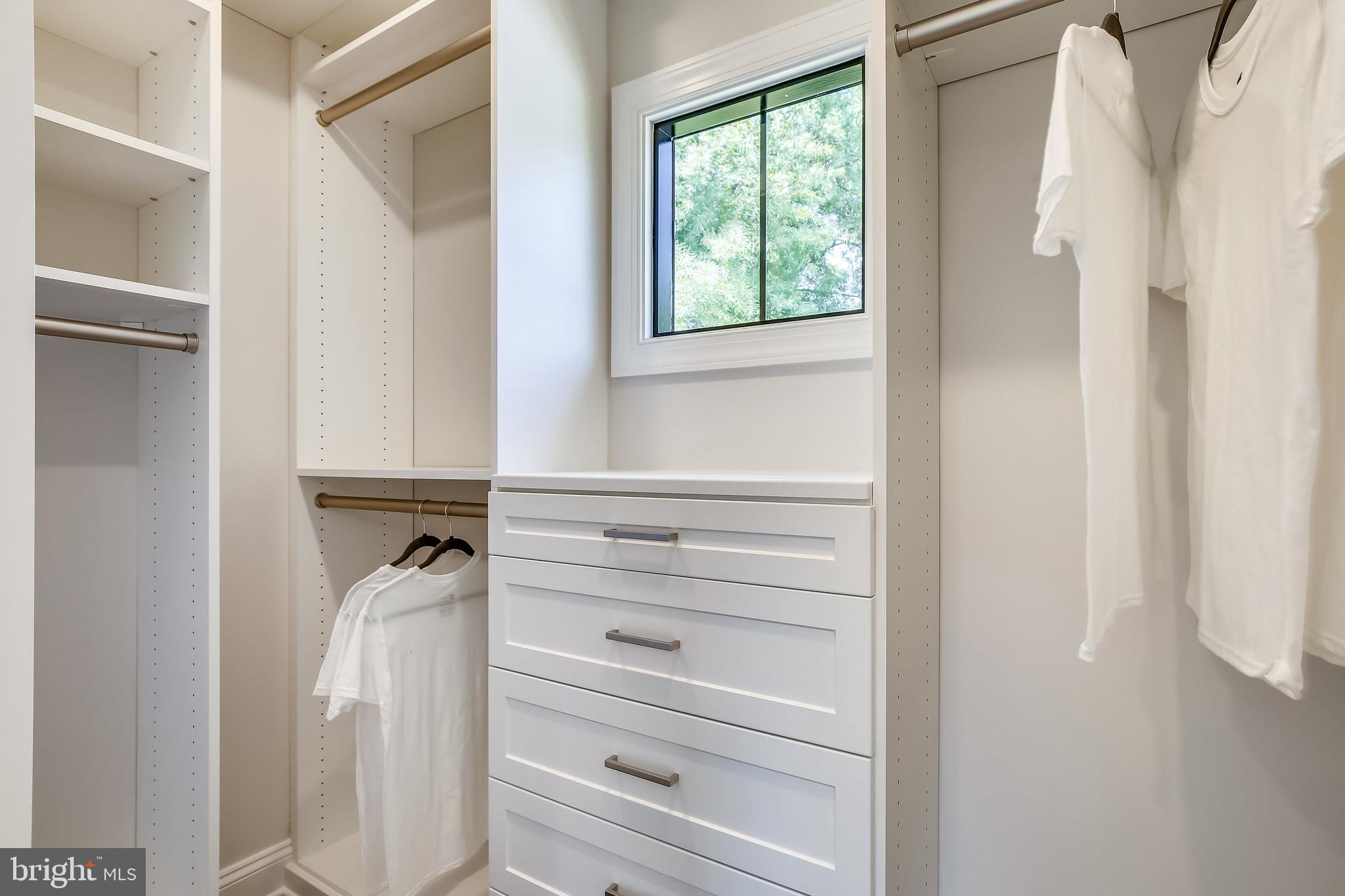 BRADDOCK HEIGHTS - Residential