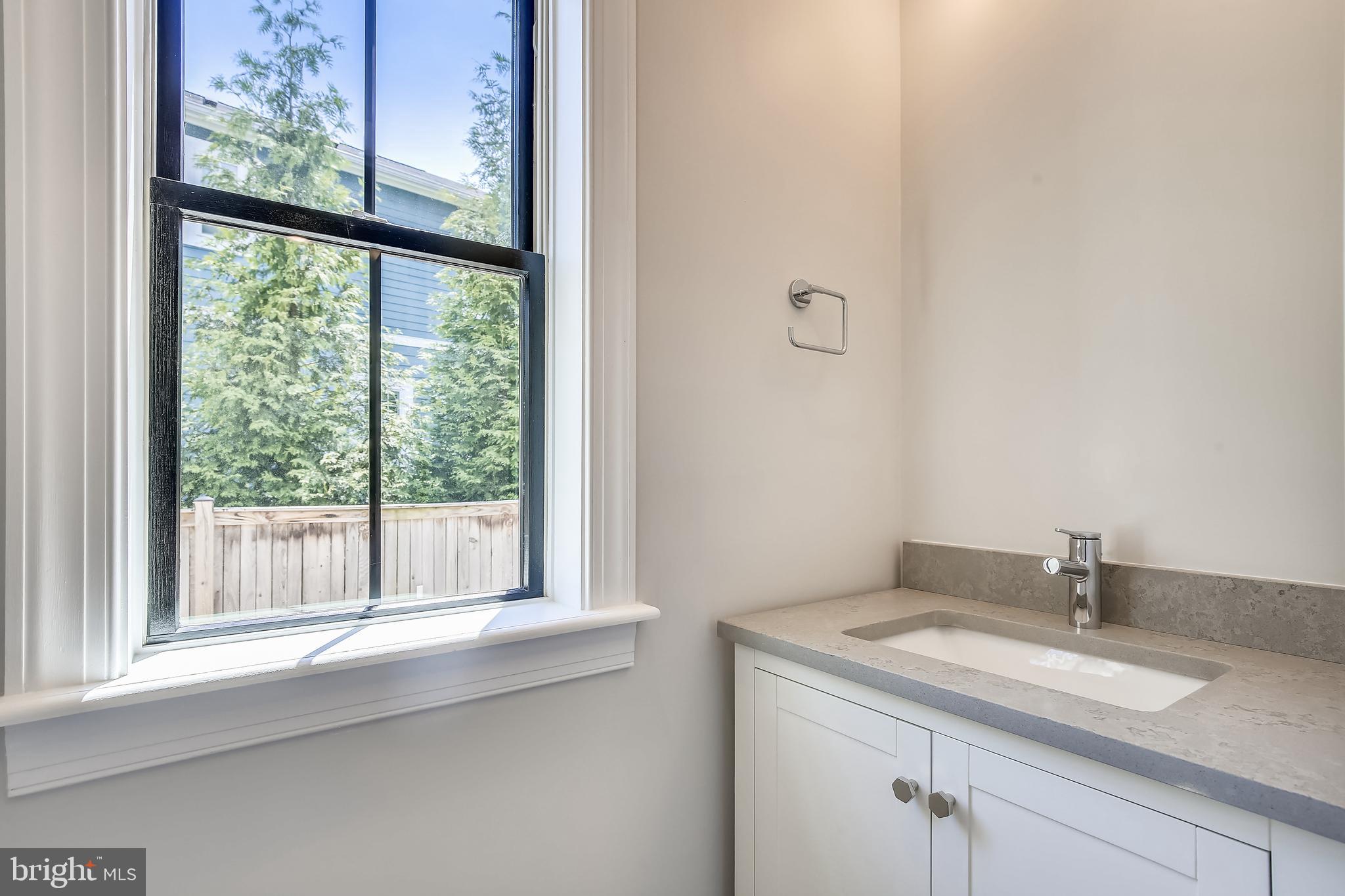 BRADDOCK HEIGHTS - Residential