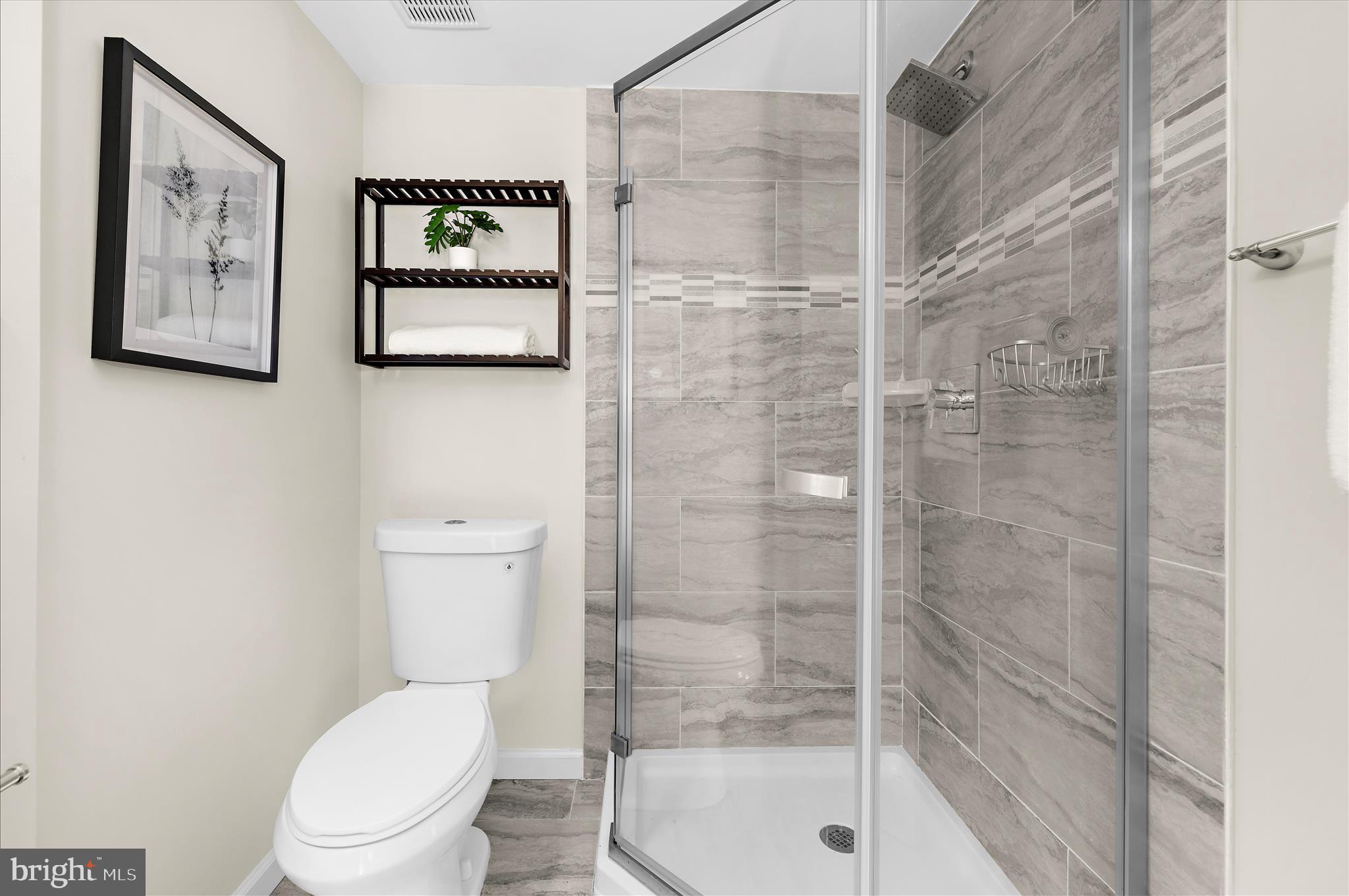 CHELTENHAM FOREST - Residential