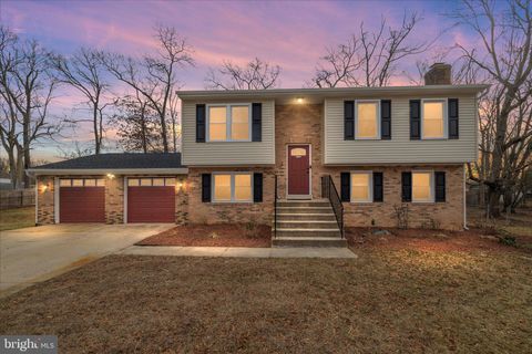 9008 TOWNSEND LANE CLINTON MD 20735