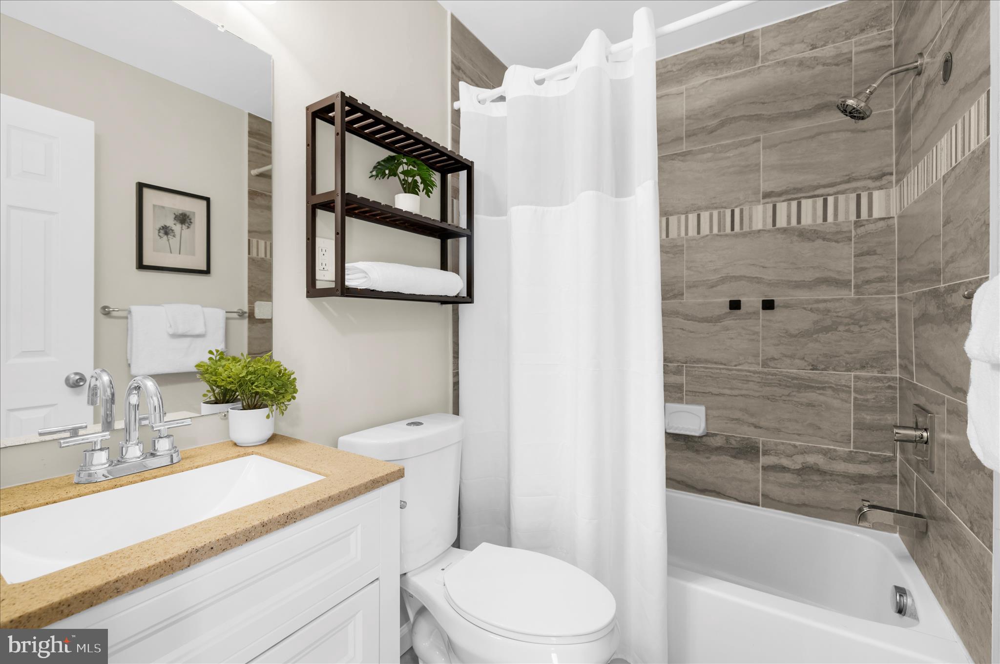 CHELTENHAM FOREST - Residential