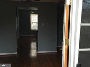 BURKE CENTRE - Residential Lease