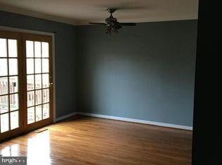 BURKE CENTRE - Residential Lease