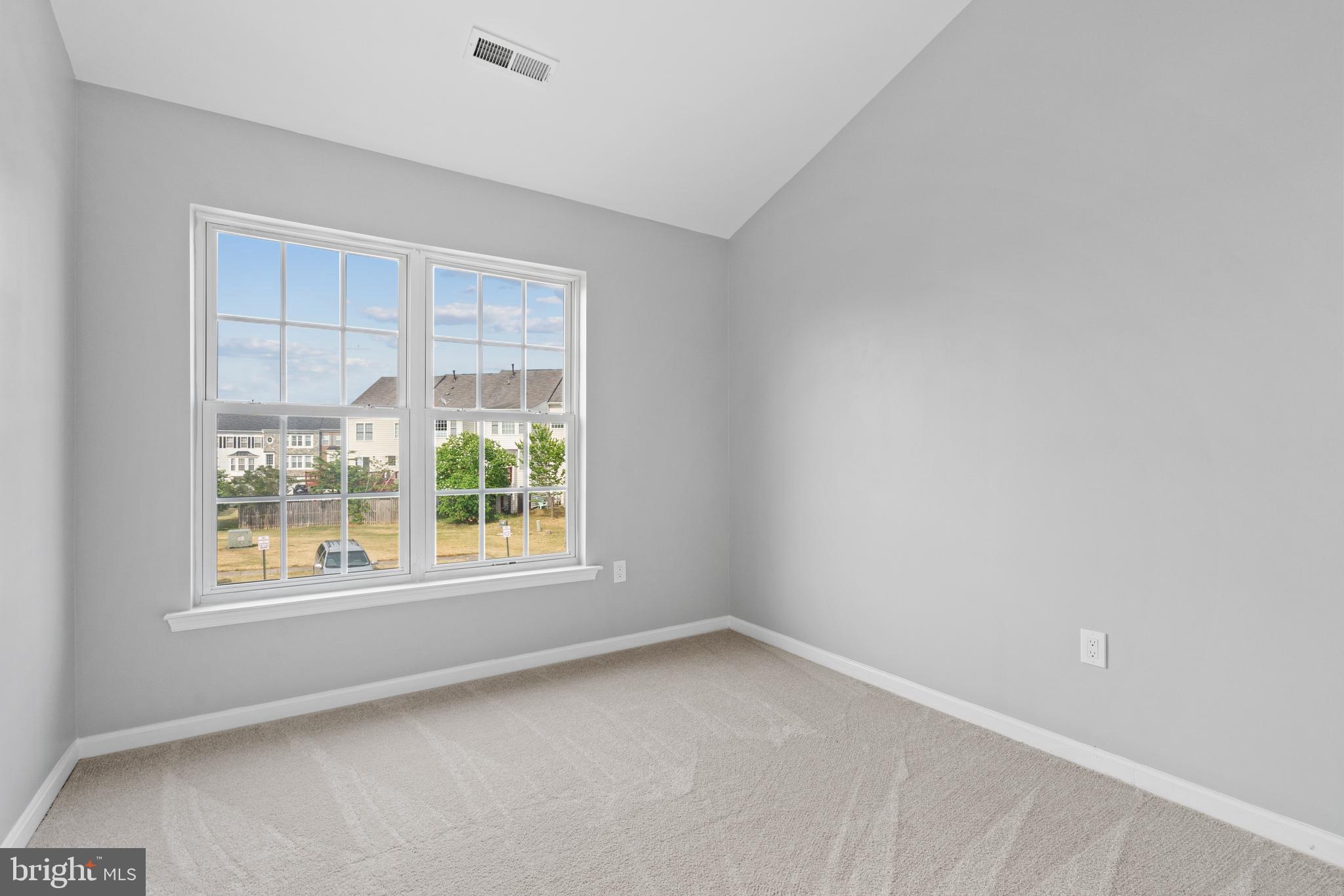 RIVER OAKS - Residential Lease