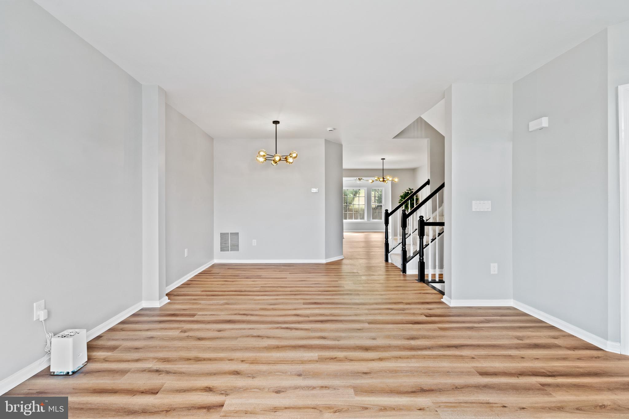 RIVER OAKS - Residential Lease