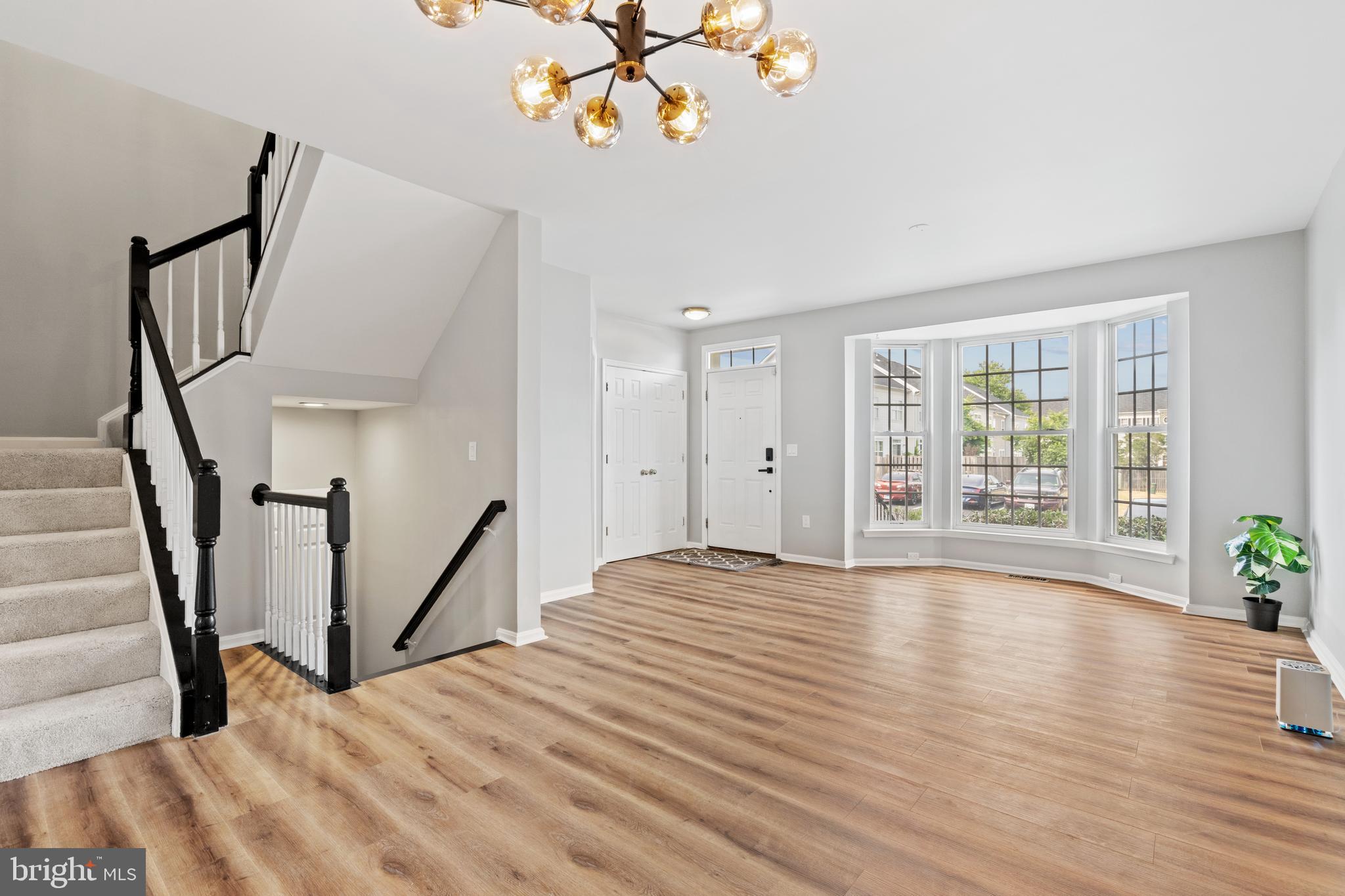 RIVER OAKS - Residential Lease