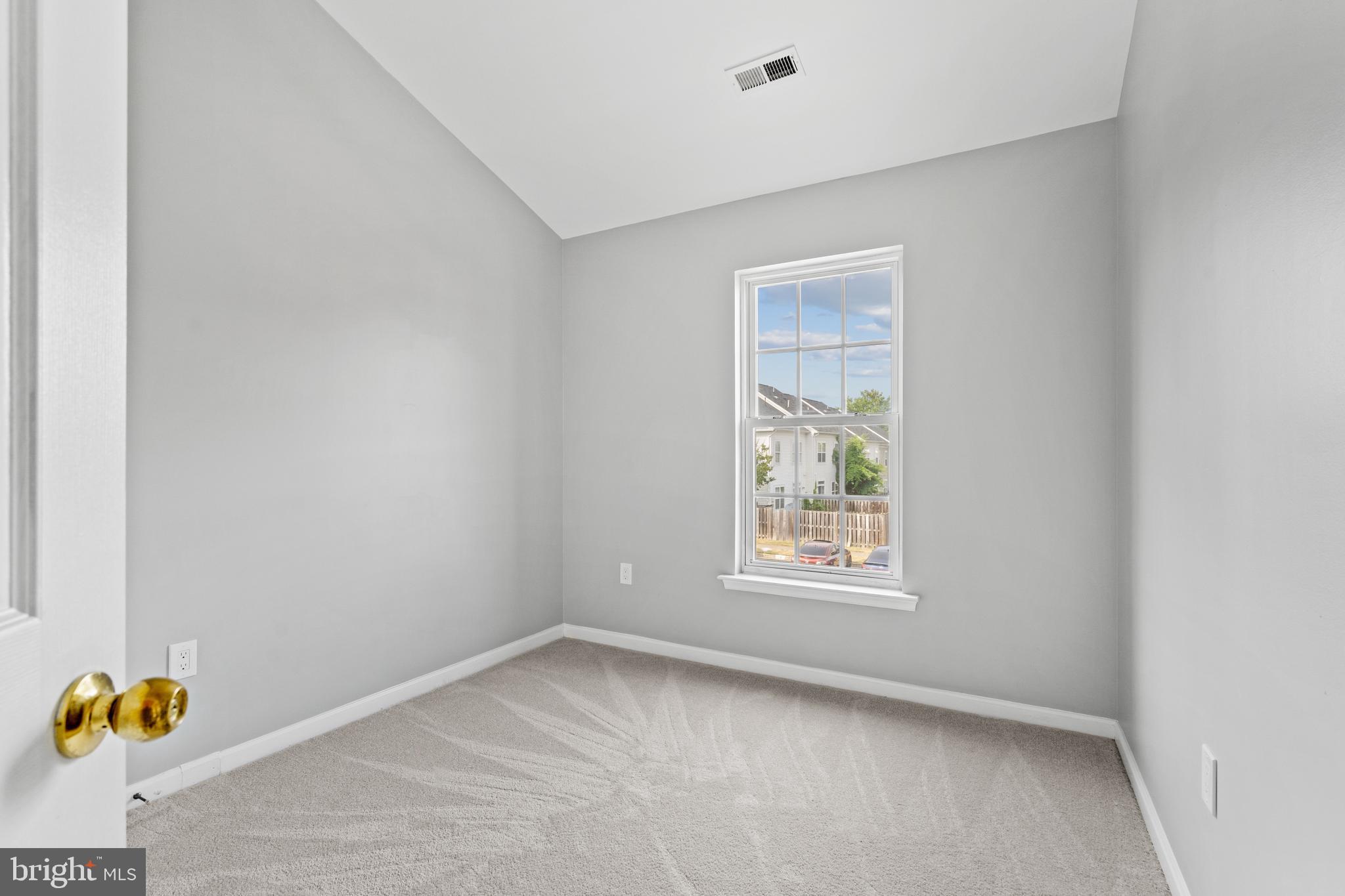 RIVER OAKS - Residential Lease