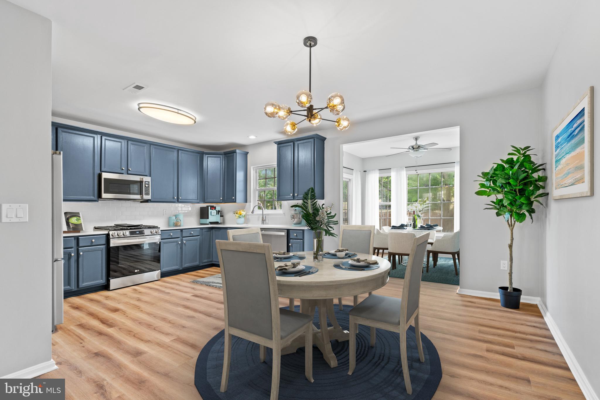 RIVER OAKS - Residential Lease