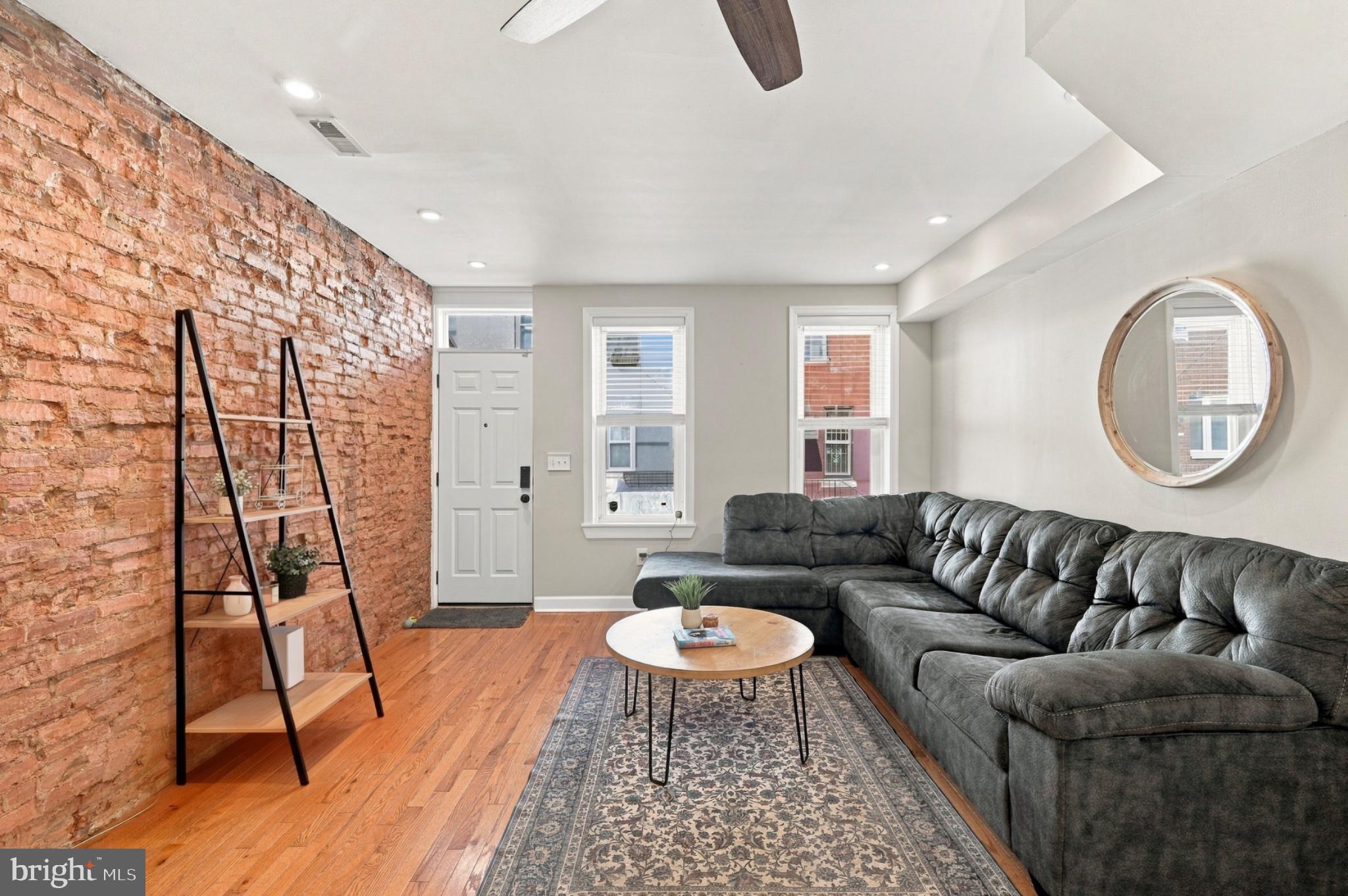 606 GERRITT STREET
