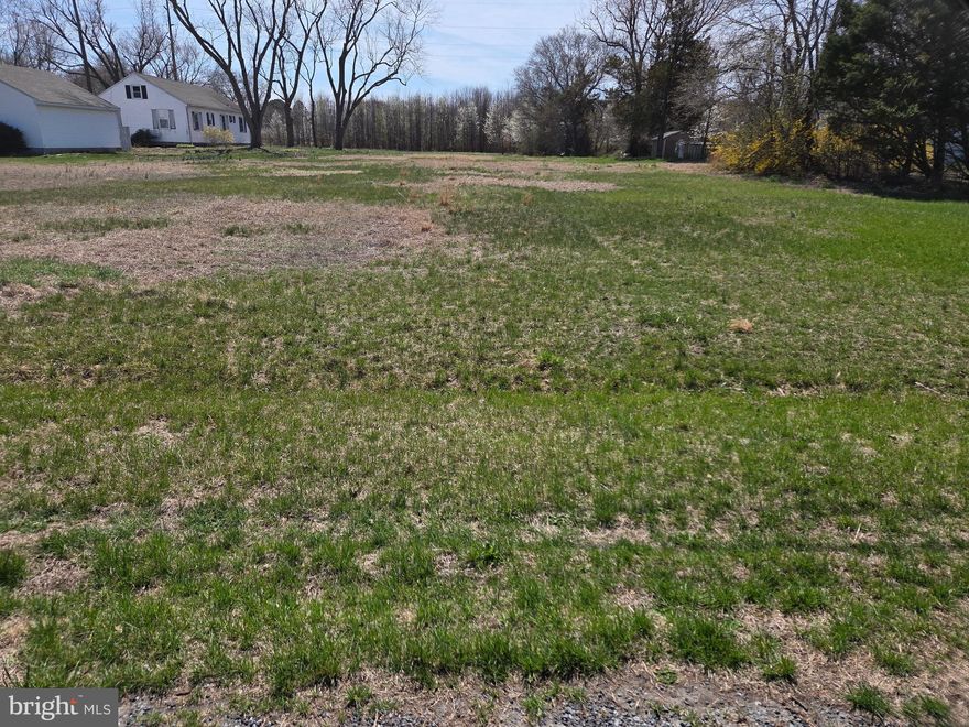 Gently Rolling large in town lot on quiet Road in Willards. This 21341 sf lot is cleared and ready to build.
Did I mention no HOA or builder tie-ins.....Conveniently located just around the corner from the Willards Elementary School and the Eastside recreational facility. All points at the coast are close, Ocean City, Fenwick, Bethany, Assateague are just minutes away. The same goes for Shorebirds Stadium, Shopping in Salisbury and Lower Delaware. Parking your boat, RV, or whatever! no problem.