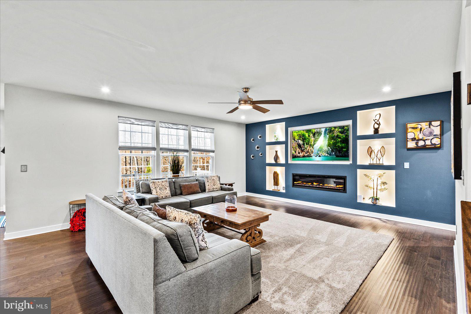 ONVILLE ESTATES - Residential