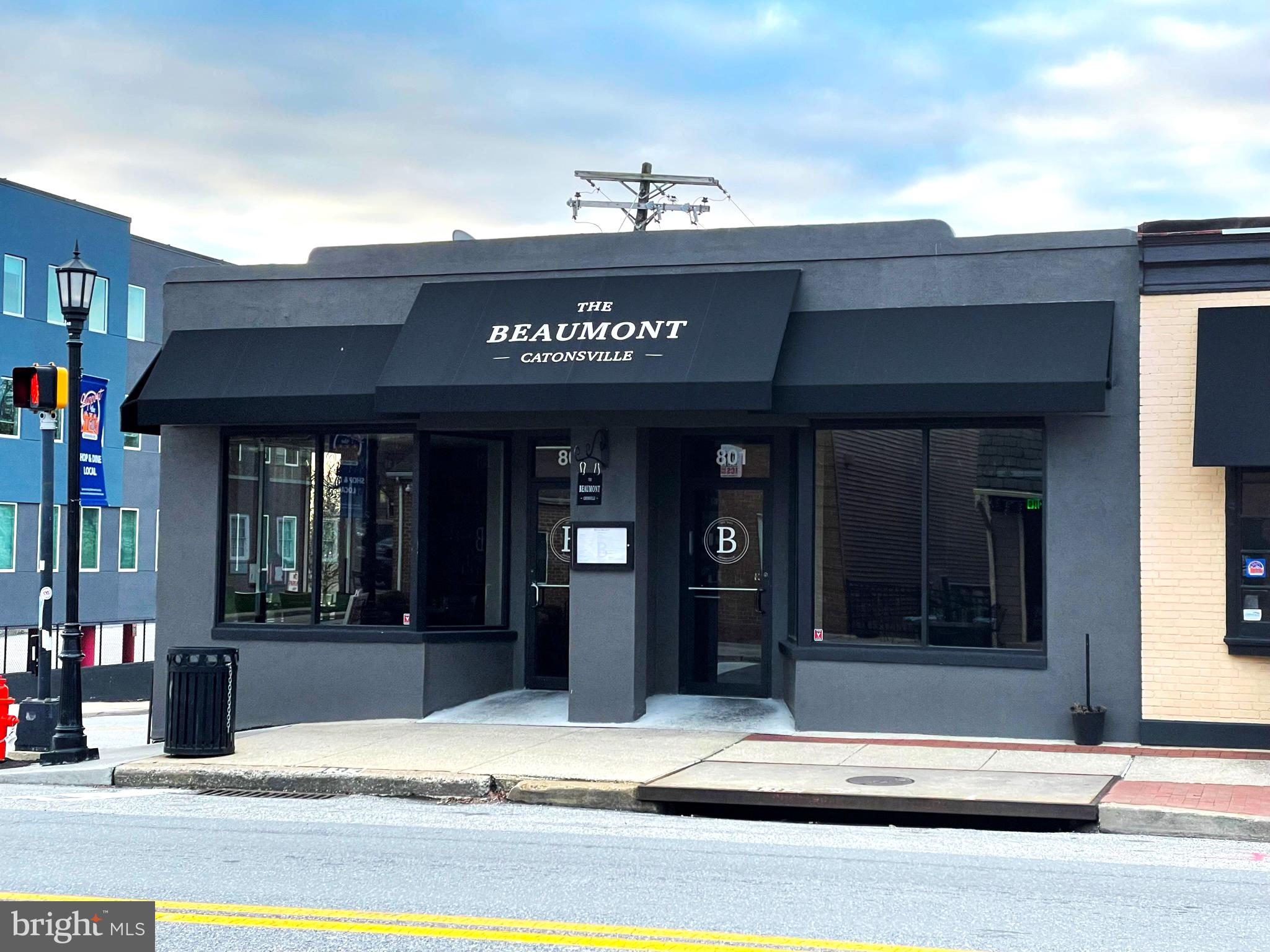 OAK CREST - Residential