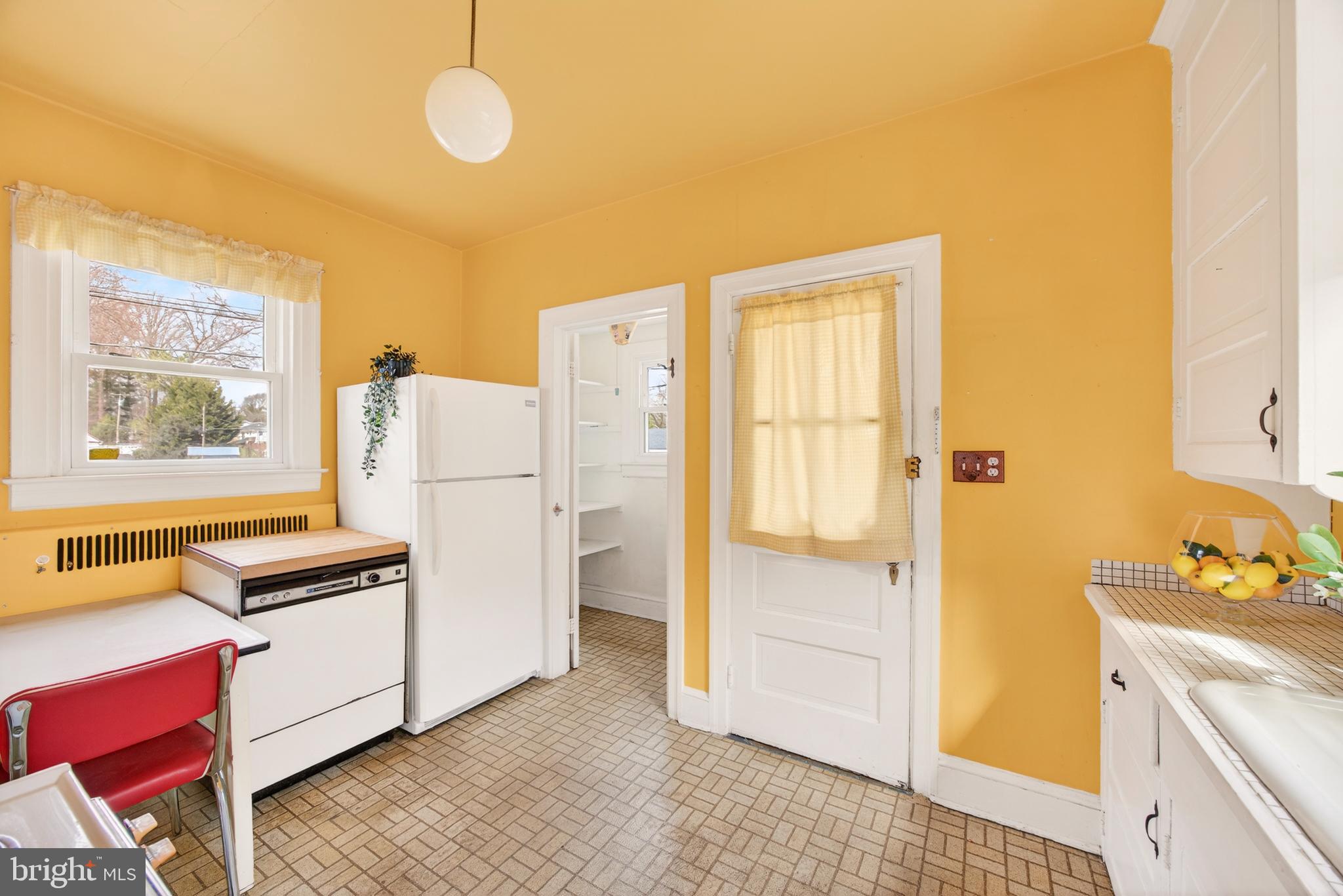 OAK CREST - Residential